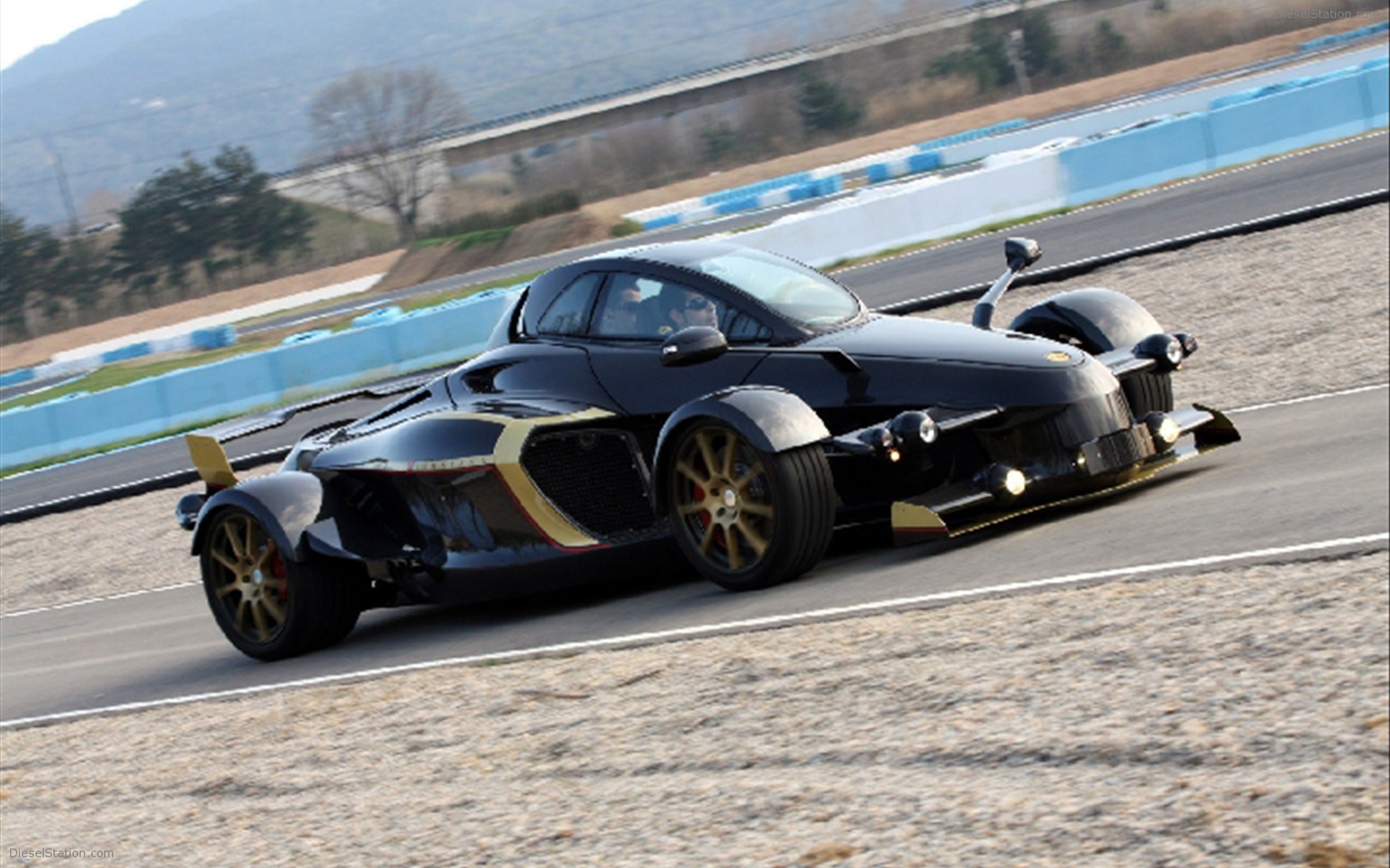 Tramontana R