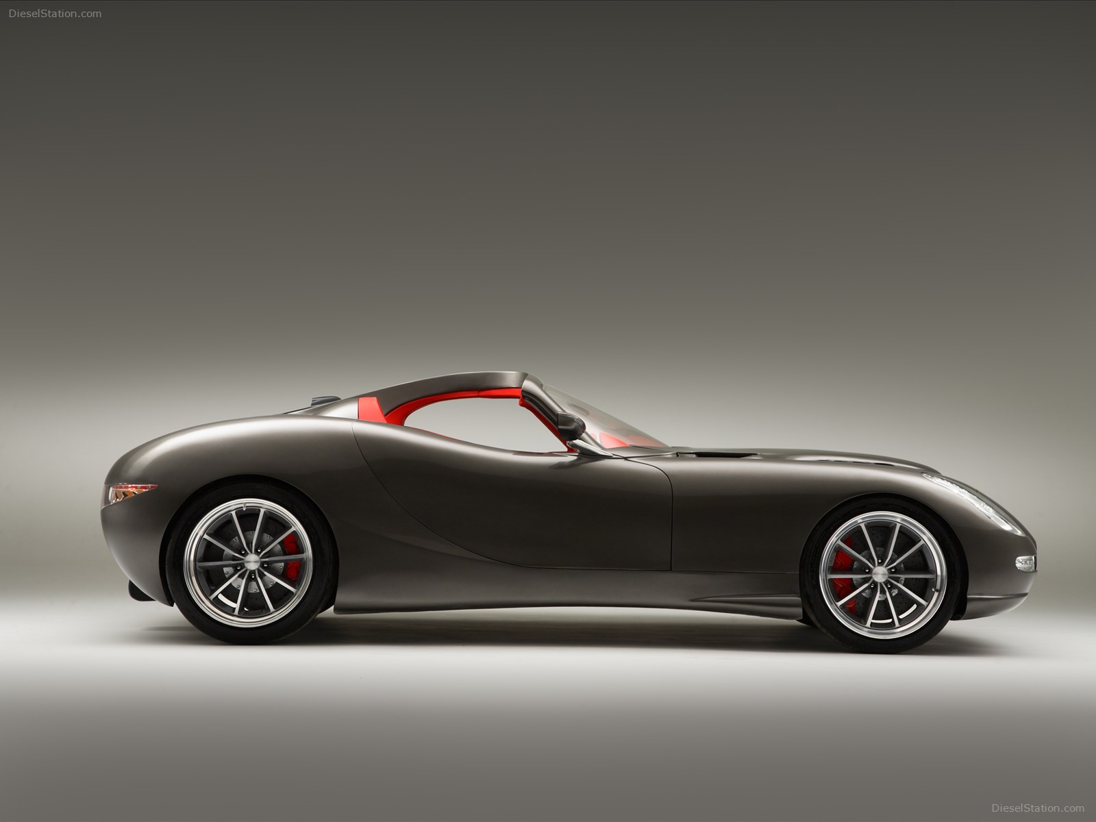 Trident Iceni Grand Tourer 2012