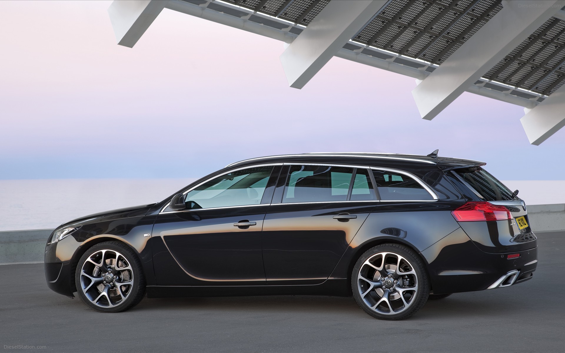2010 Vauxhall Insignia VXR Sports Tourer