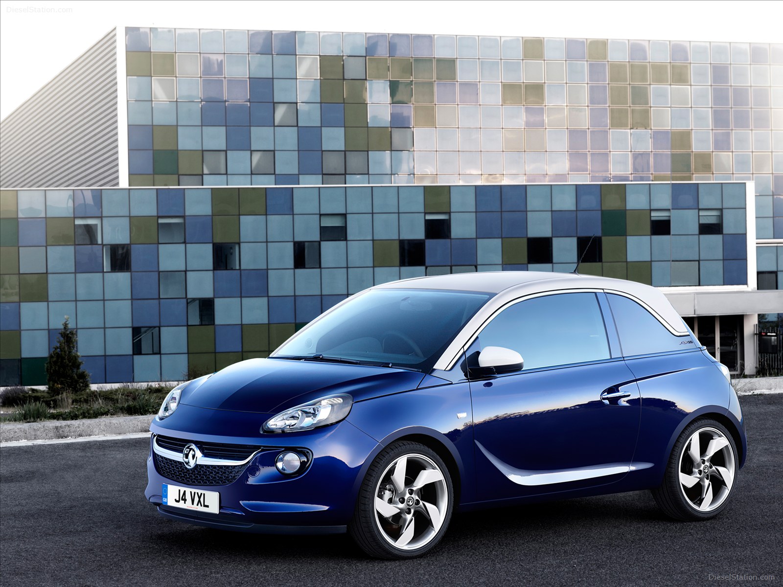 Vauxhall ADAM 2013