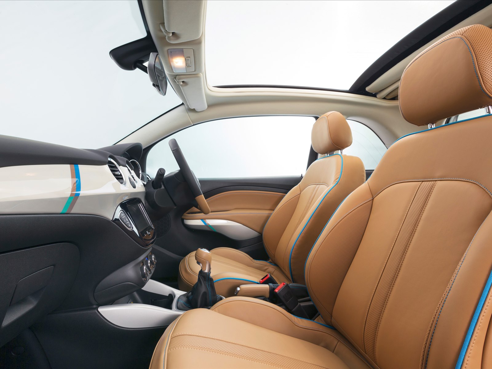 Vauxhall Adam Rocks 2015