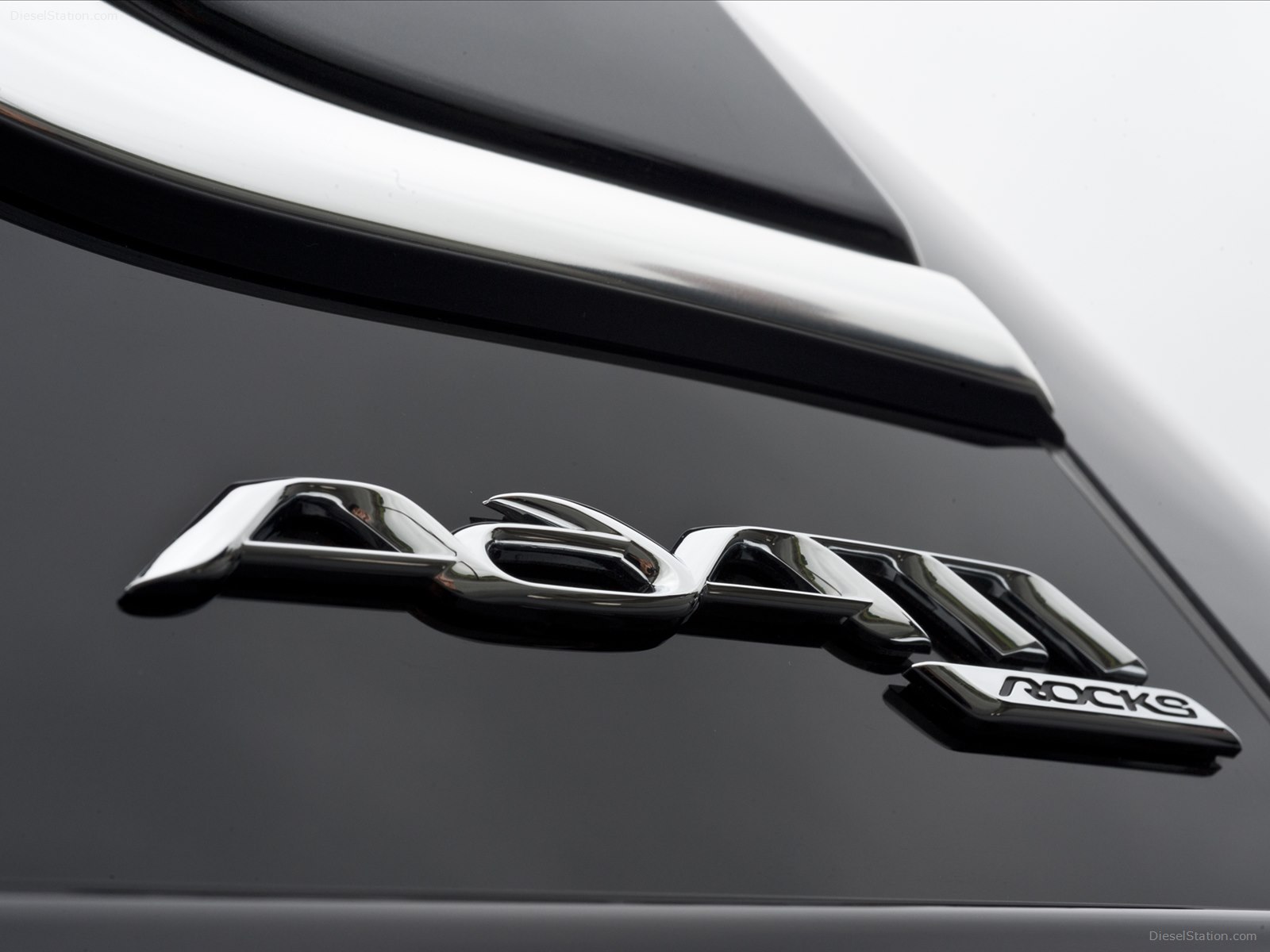 Vauxhall Adam Rocks Air 2015