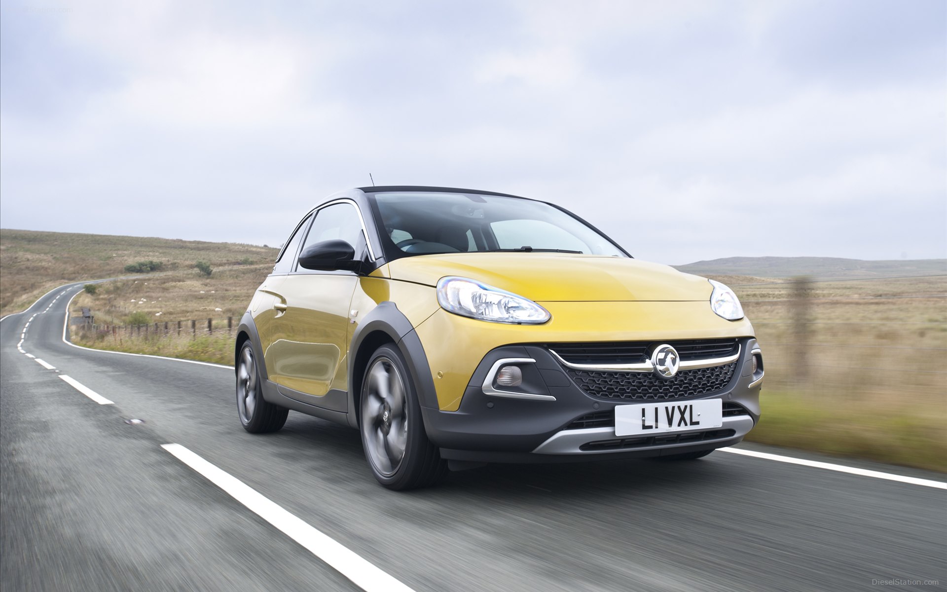 Vauxhall Adam Rocks Air 2015