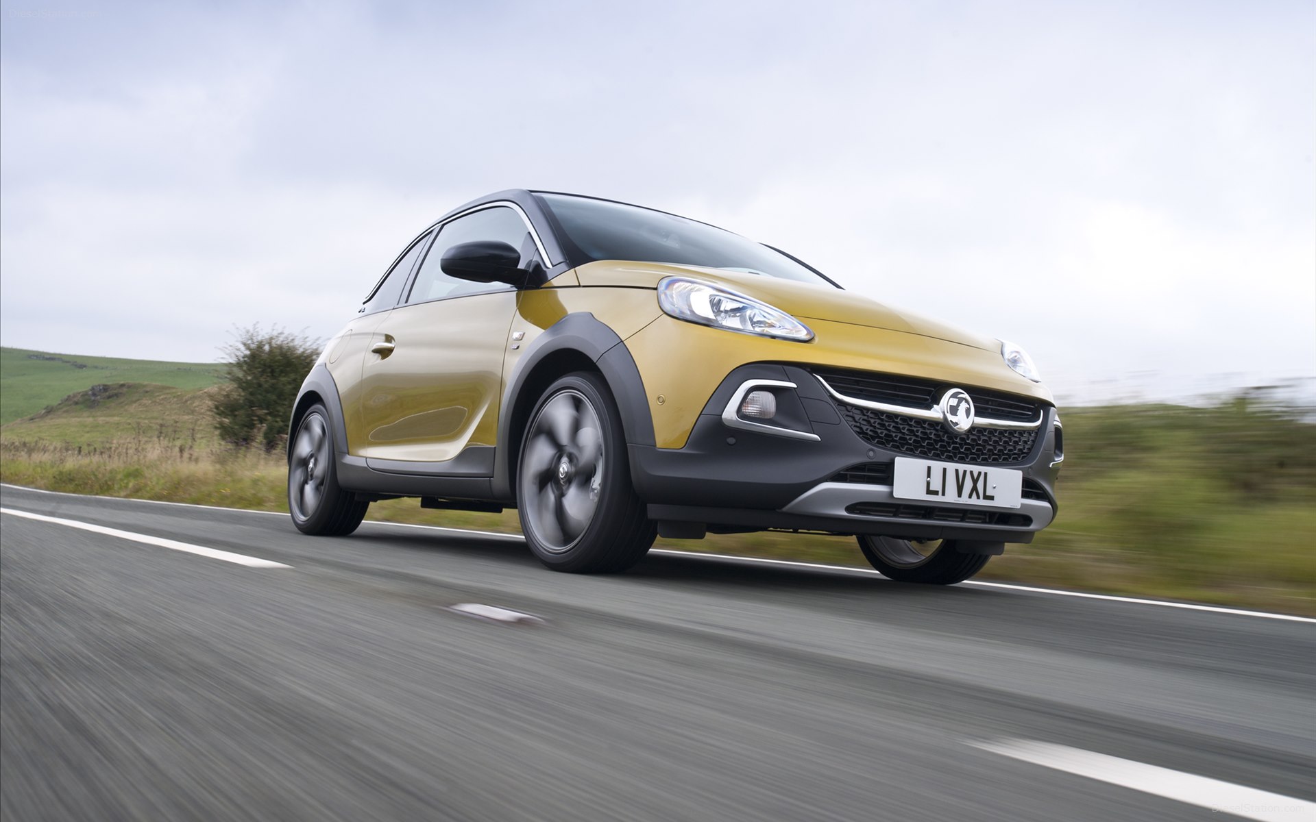Vauxhall Adam Rocks Air 2015