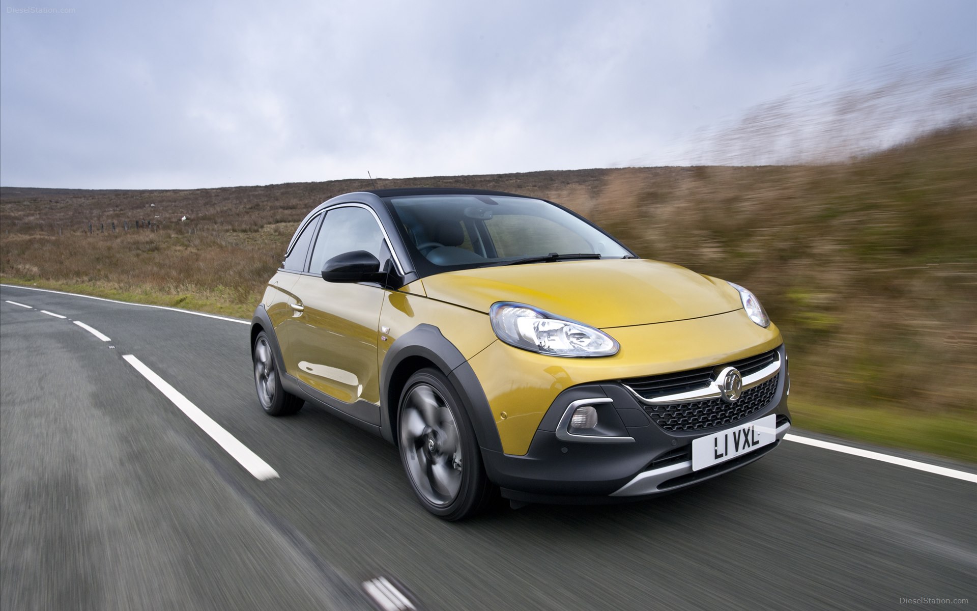 Vauxhall Adam Rocks Air 2015