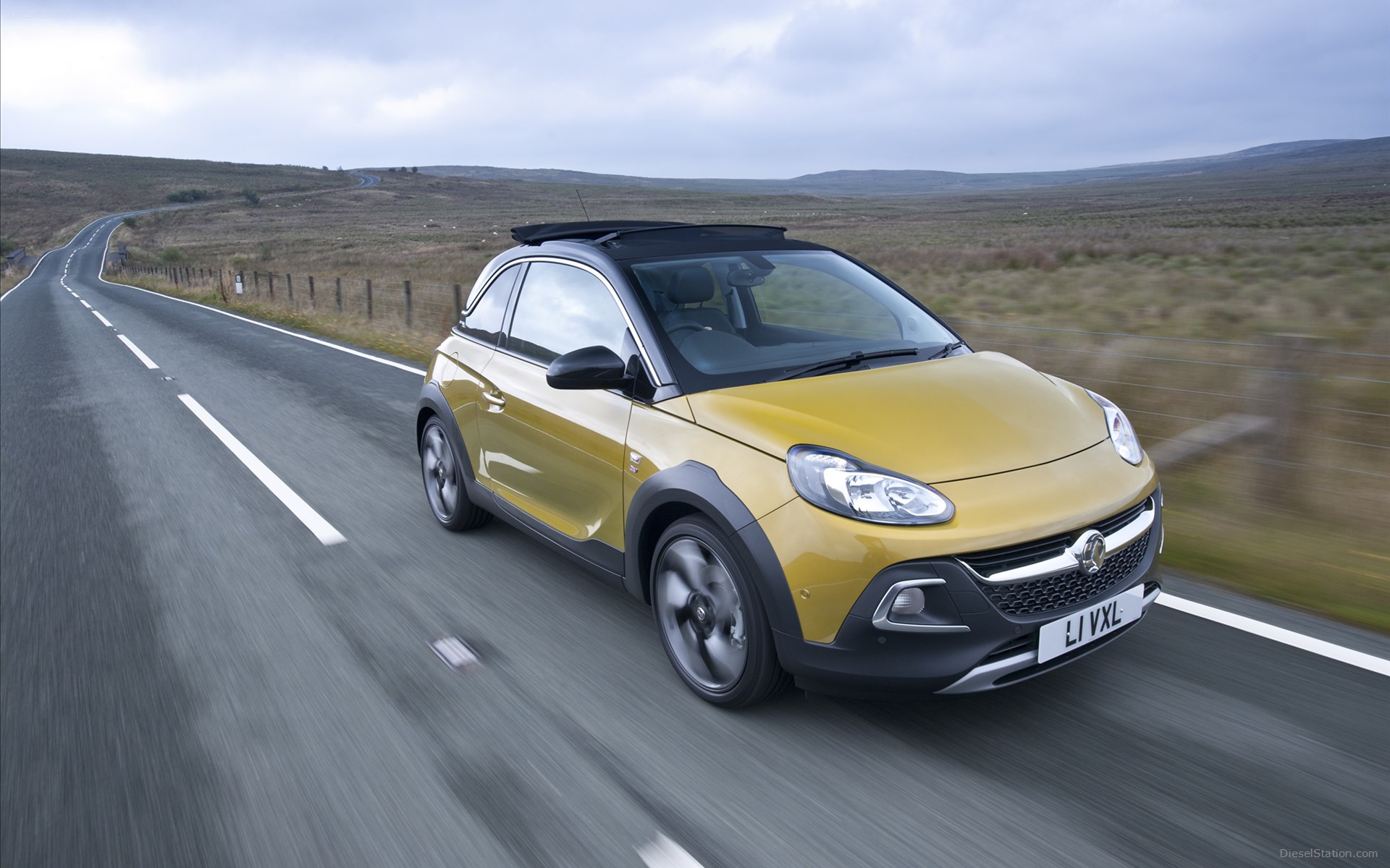 Vauxhall Adam Rocks Air 2015