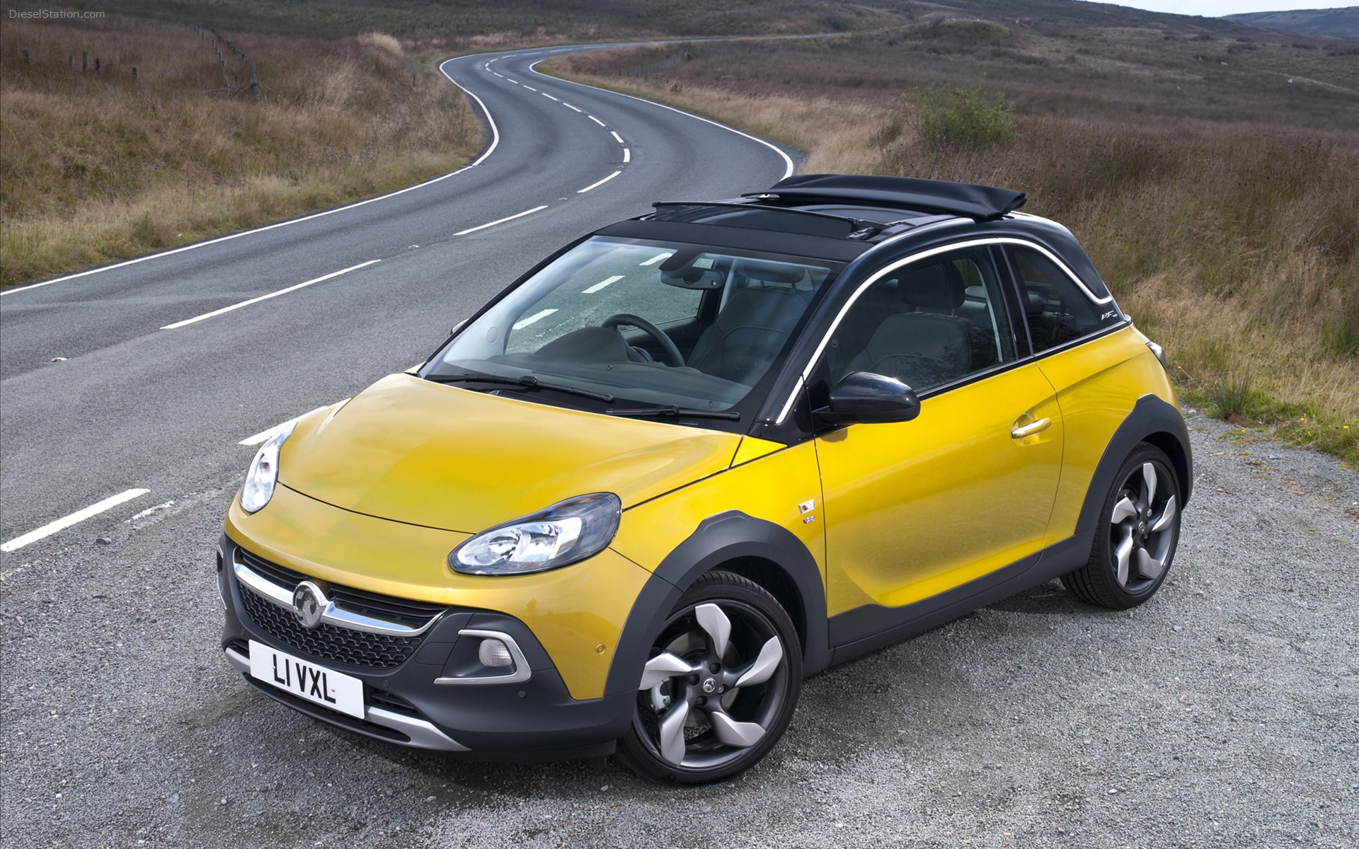 Vauxhall Adam Rocks Air 2015