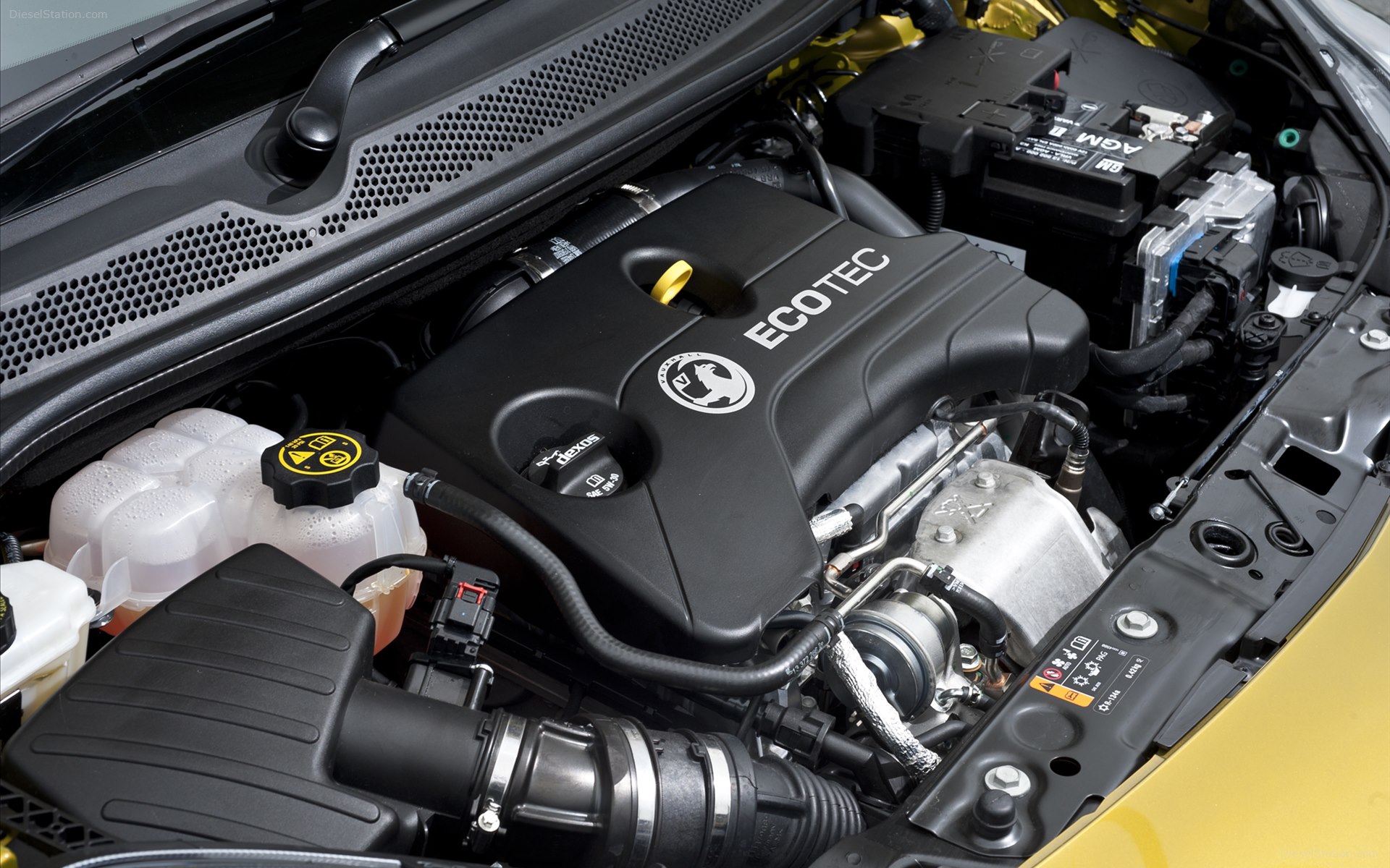 Vauxhall Adam Rocks Air 2015