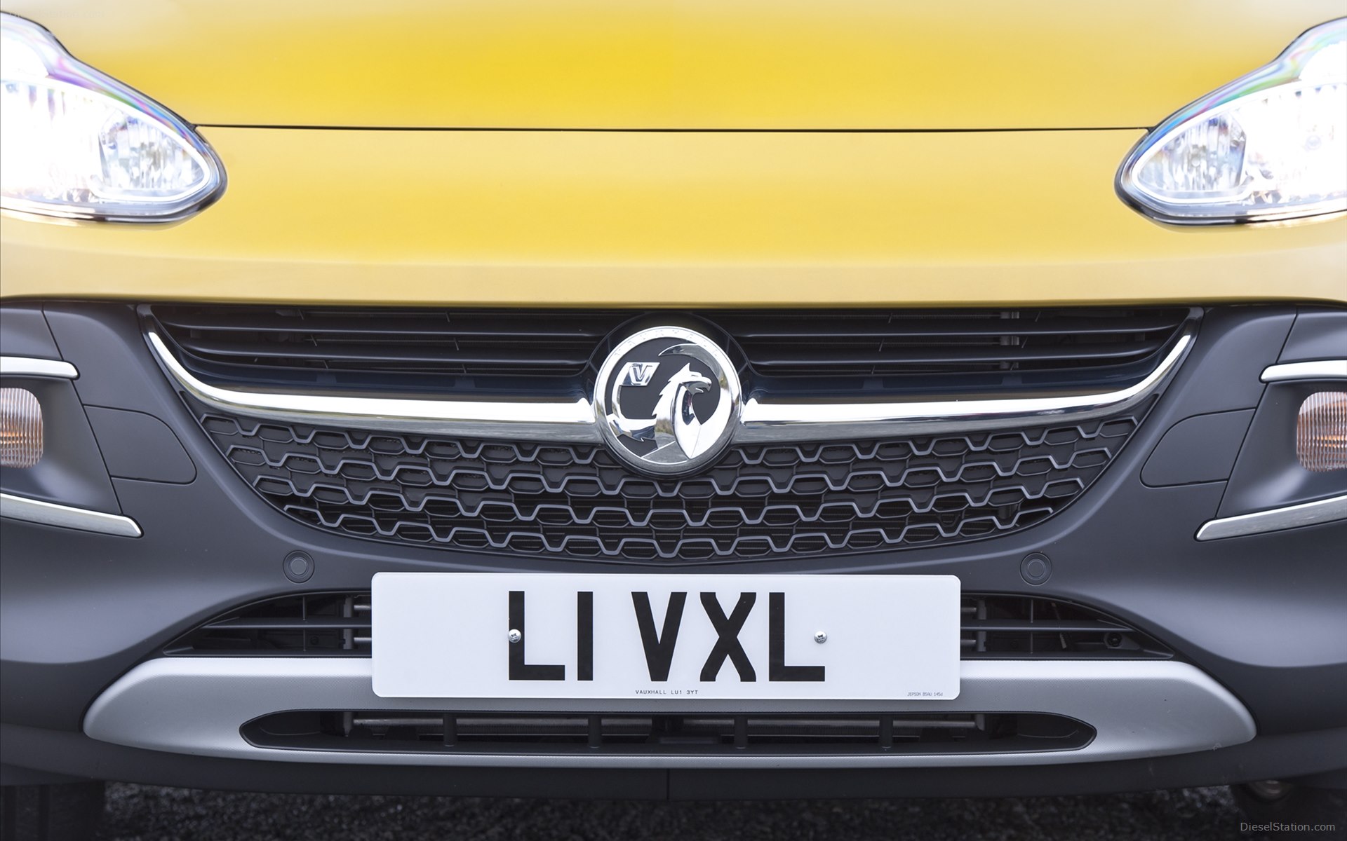 Vauxhall Adam Rocks Air 2015