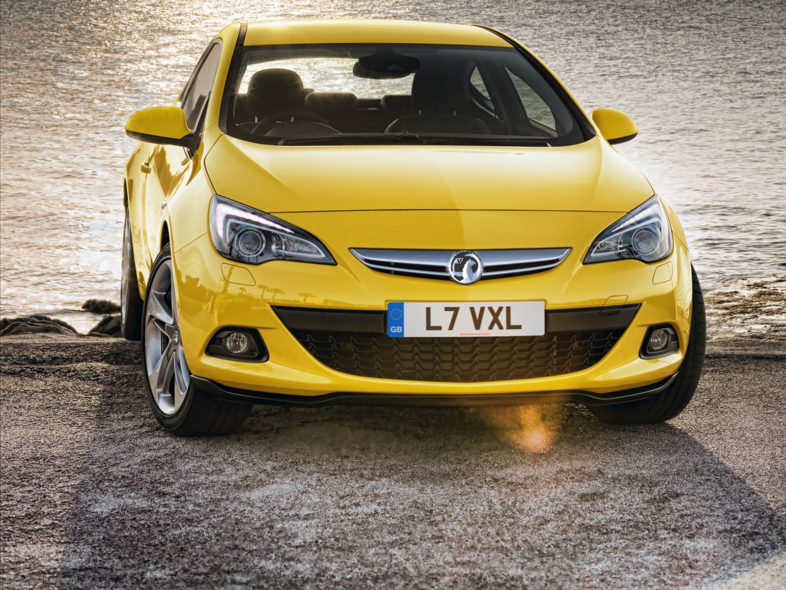 Vauxhall Astra GTC 2012