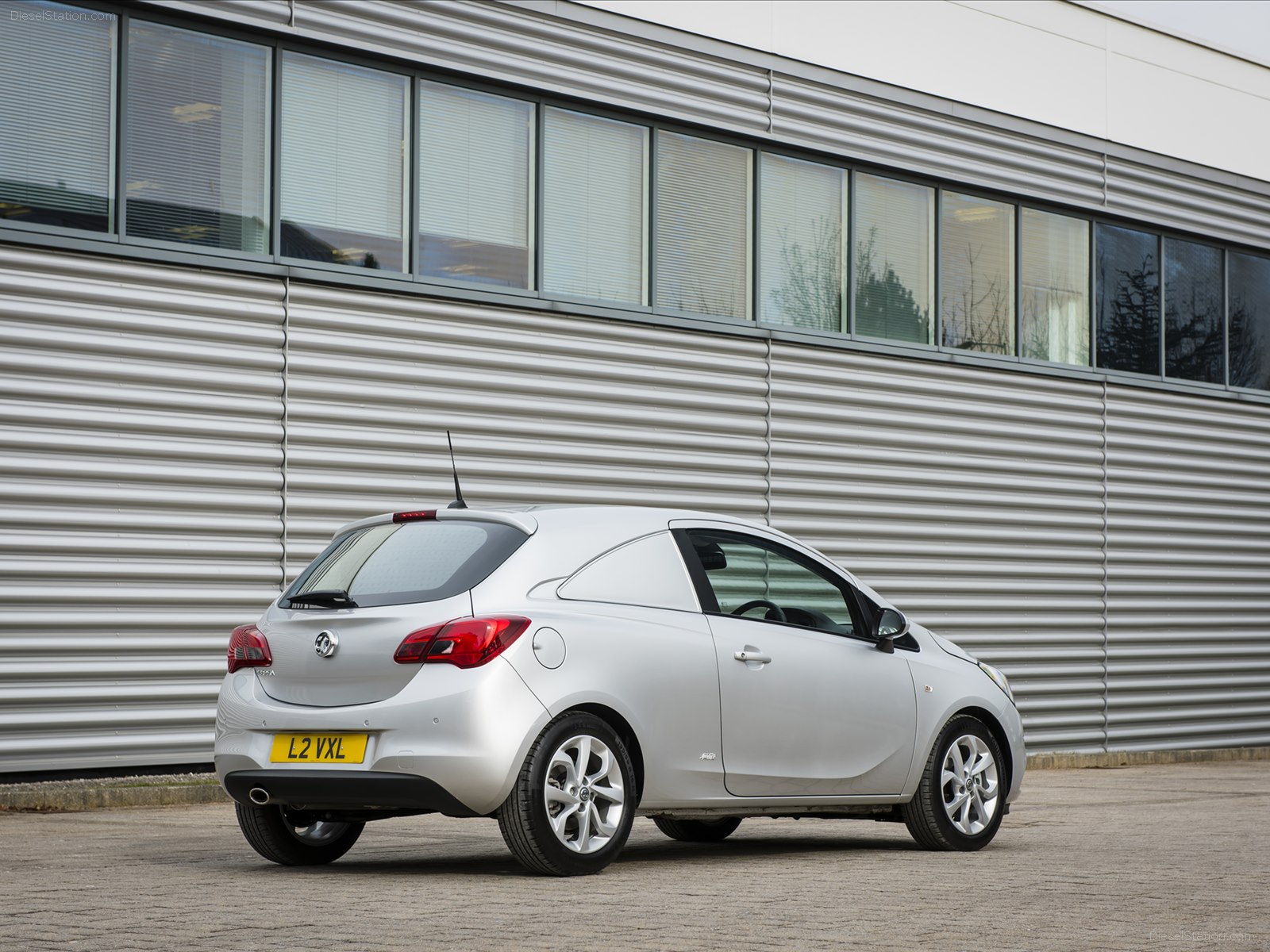 Vauxhall Corsavan 2015