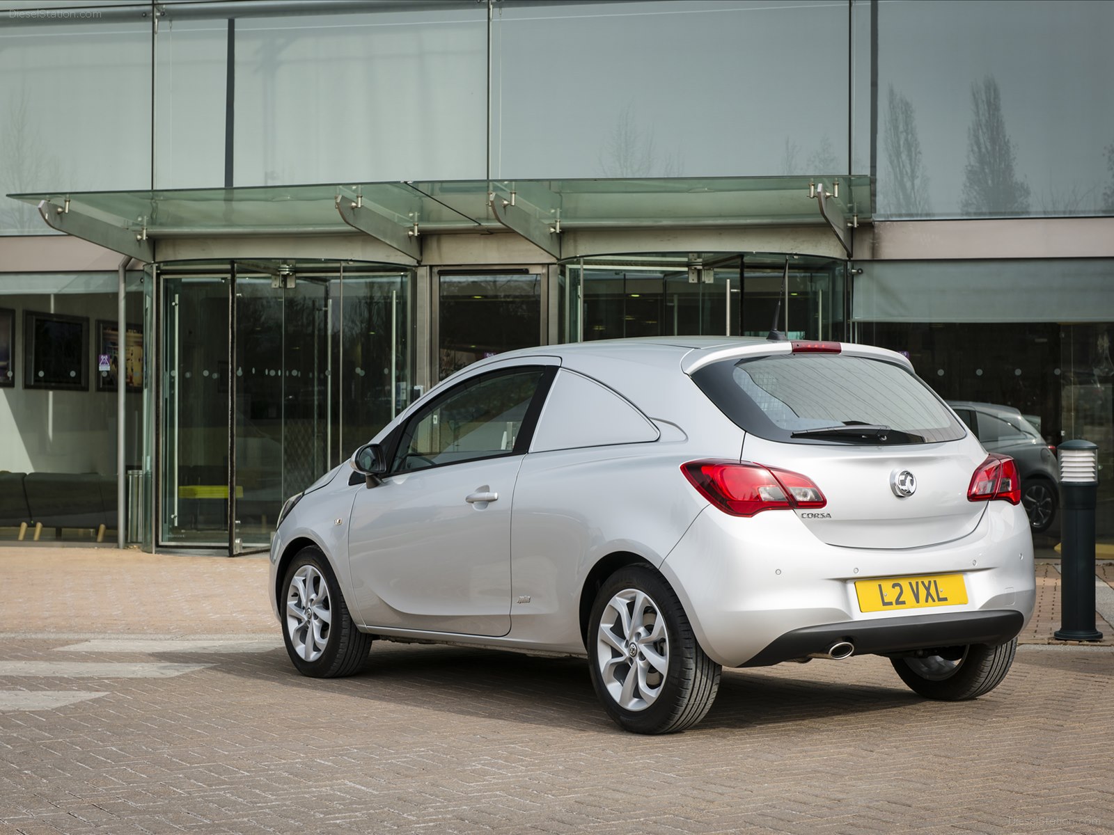 Vauxhall Corsavan 2015