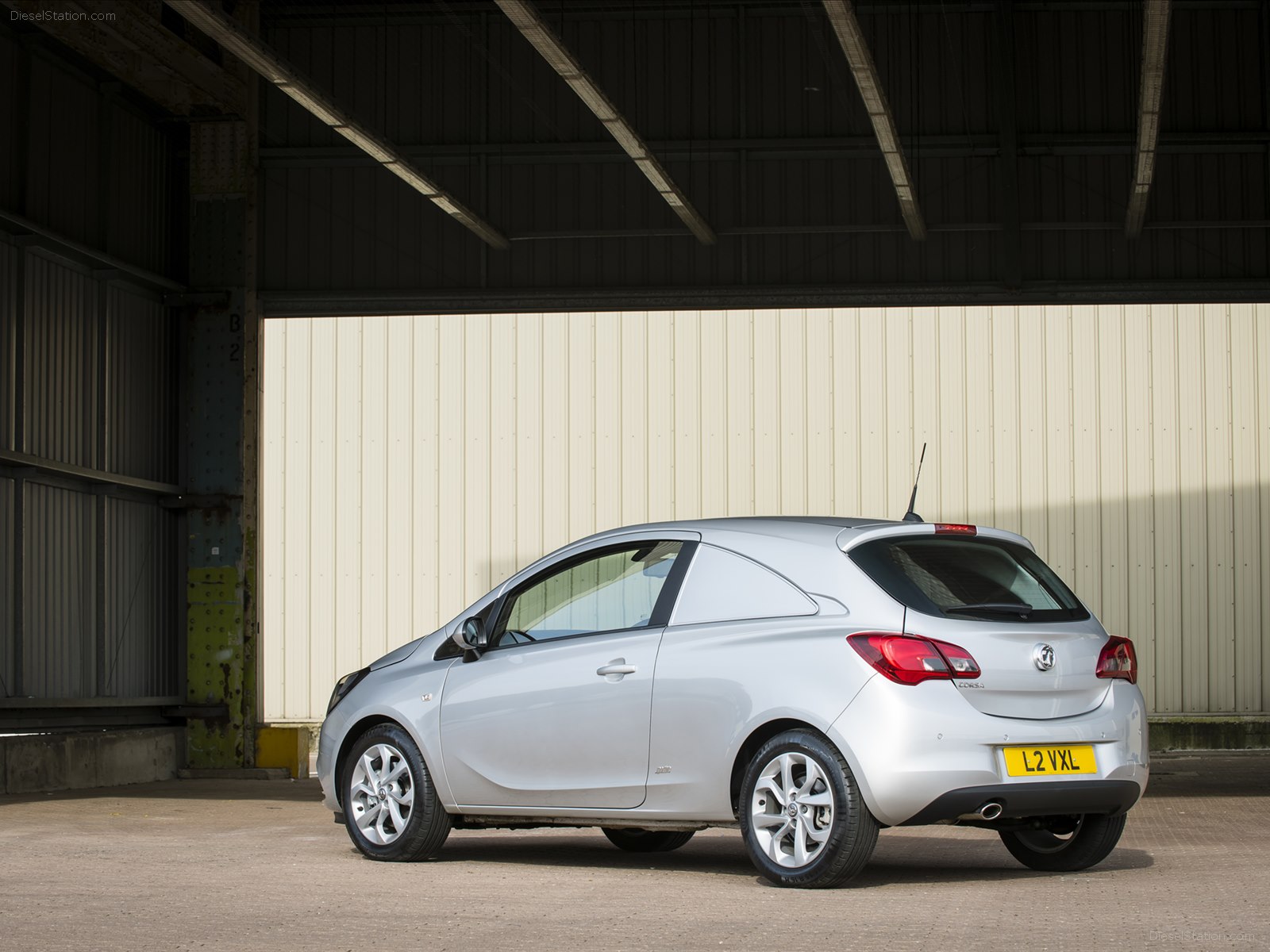 Vauxhall Corsavan 2015