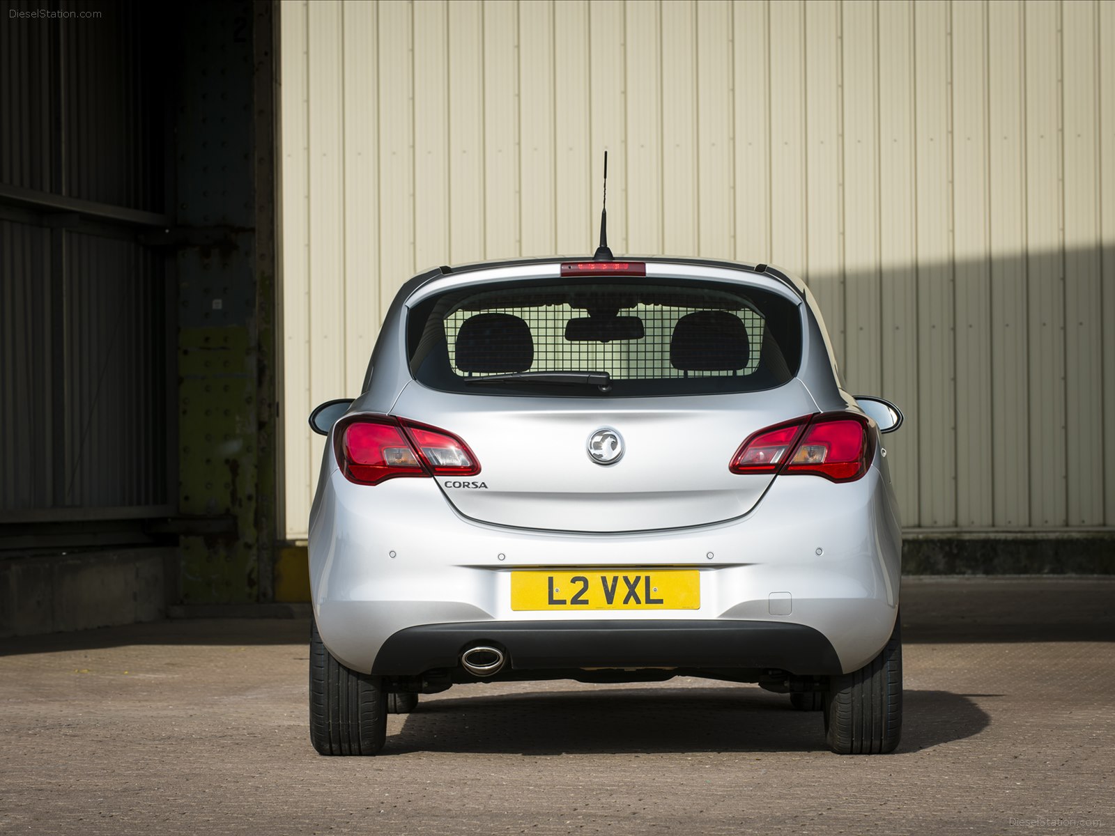Vauxhall Corsavan 2015
