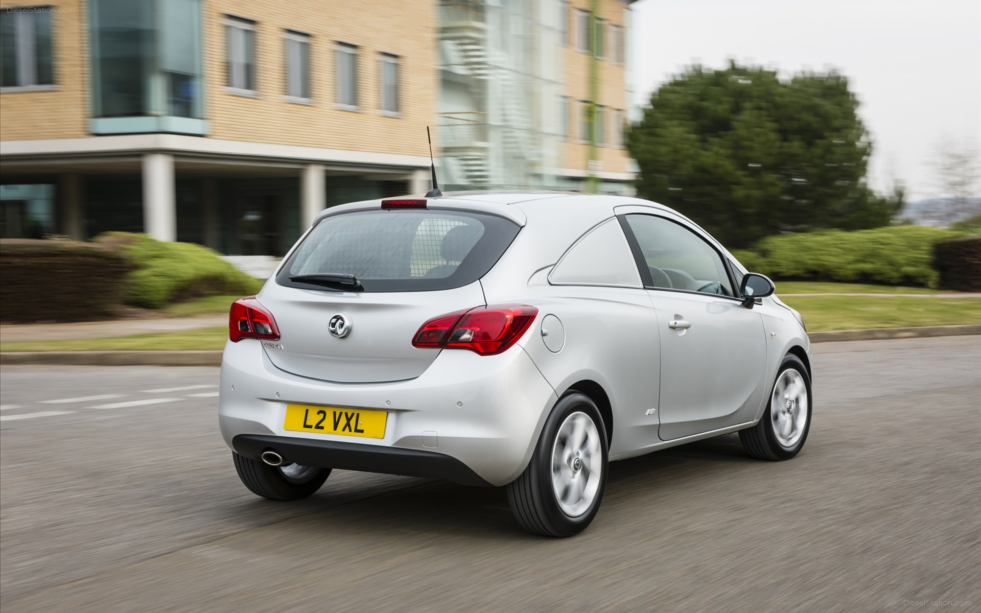 Vauxhall Corsavan 2015
