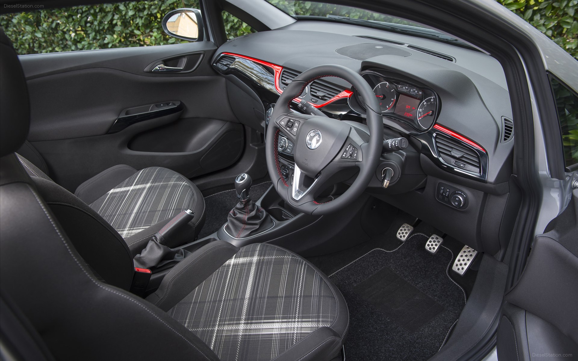 Vauxhall Corsavan 2015