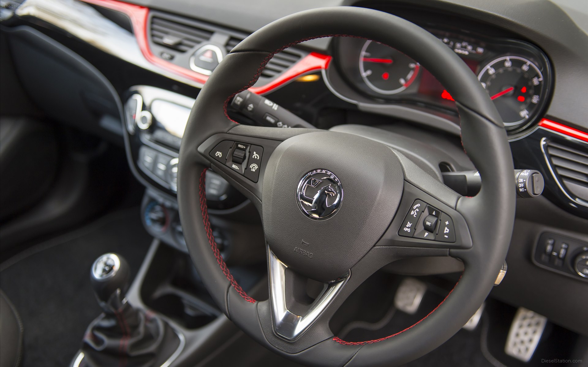 Vauxhall Corsavan 2015