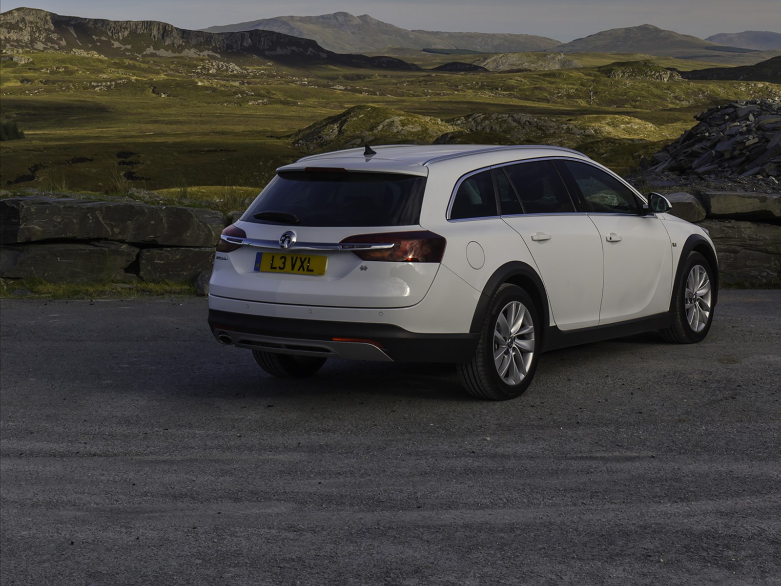 Vauxhall Insignia Country Tourer 2014