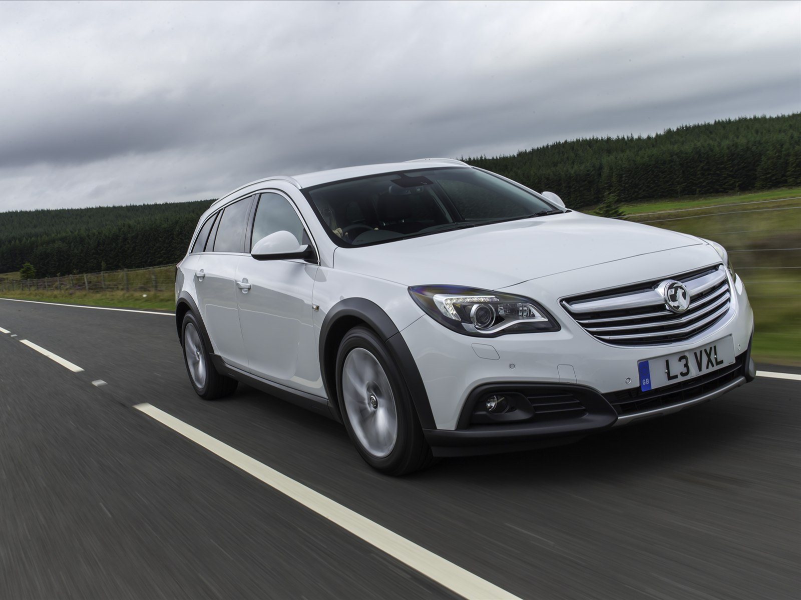 Vauxhall Insignia Country Tourer 2014