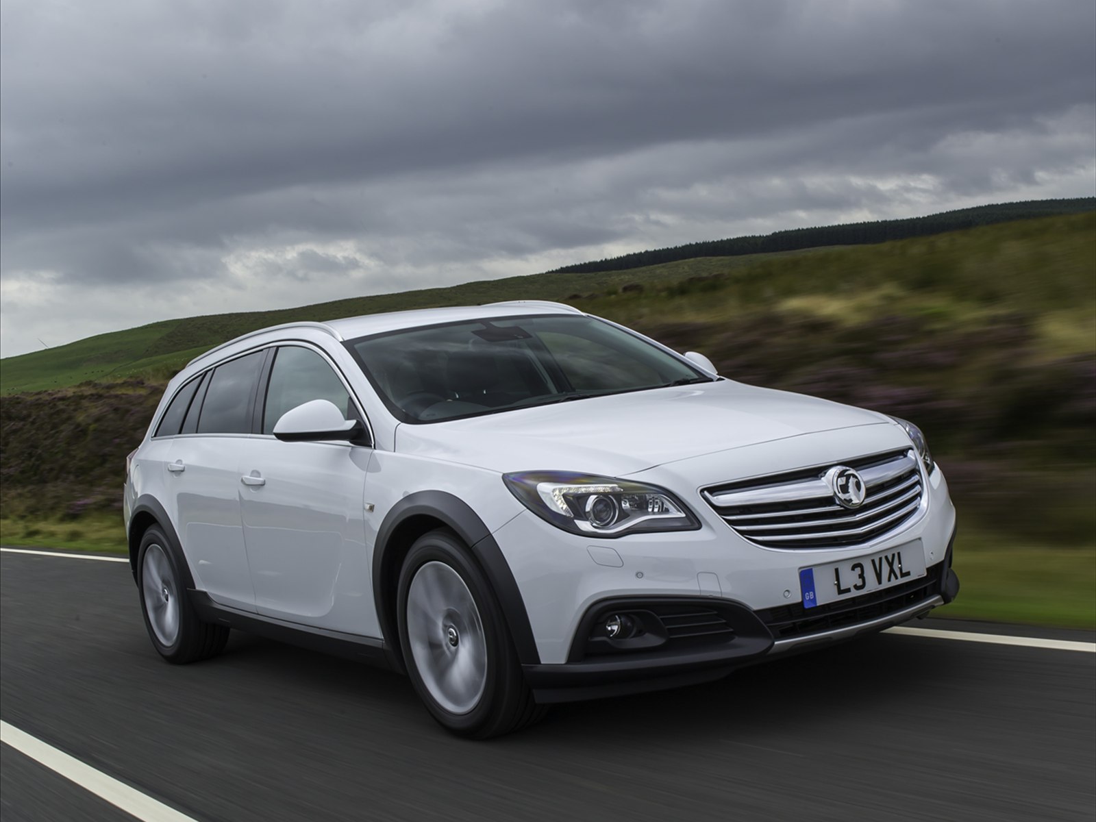 Vauxhall Insignia Country Tourer 2014