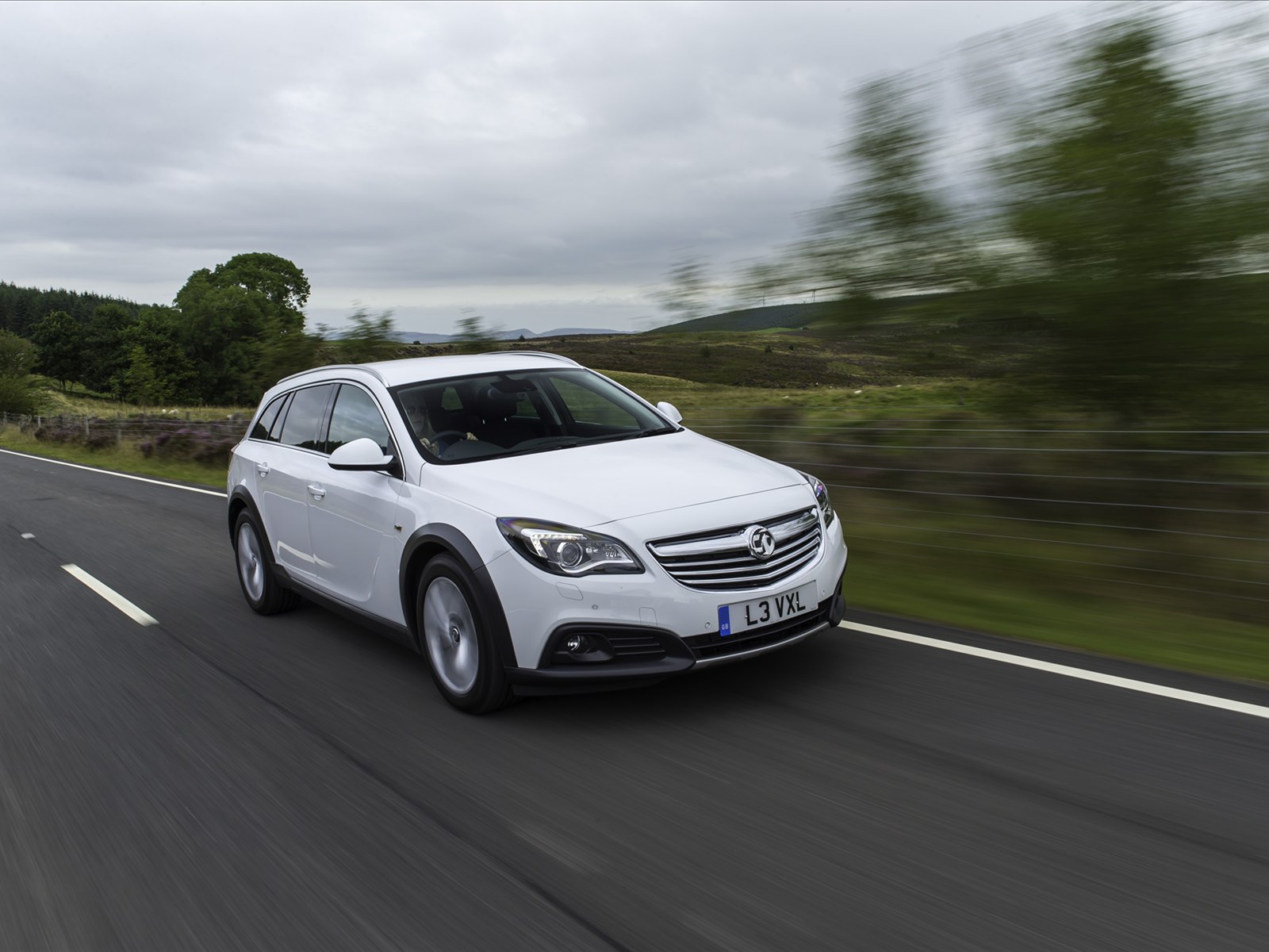 Vauxhall Insignia Country Tourer 2014