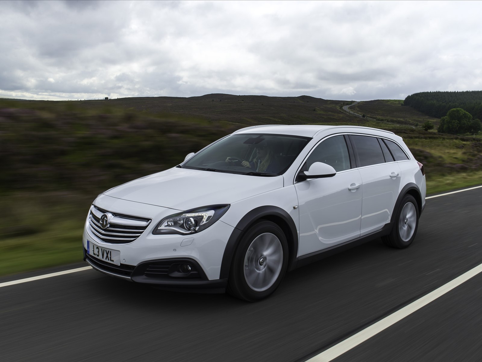 Vauxhall Insignia Country Tourer 2014