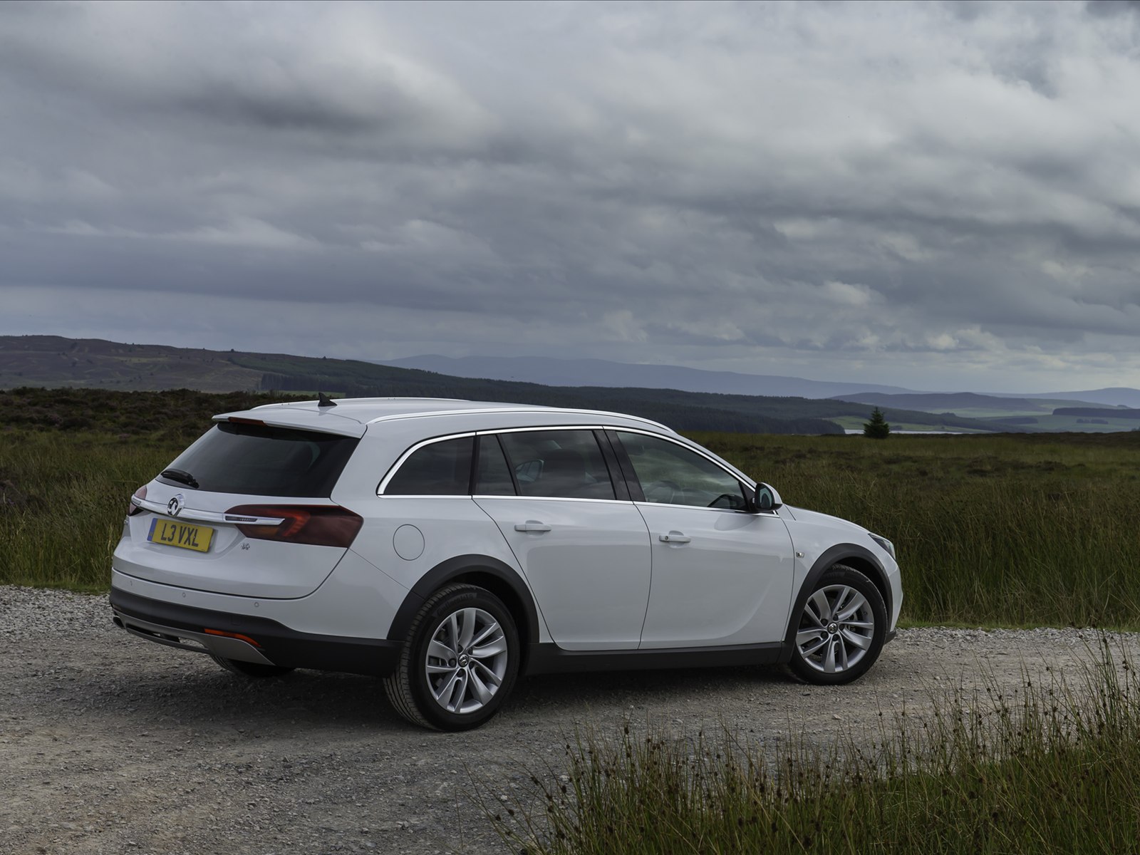 Vauxhall Insignia Country Tourer 2014