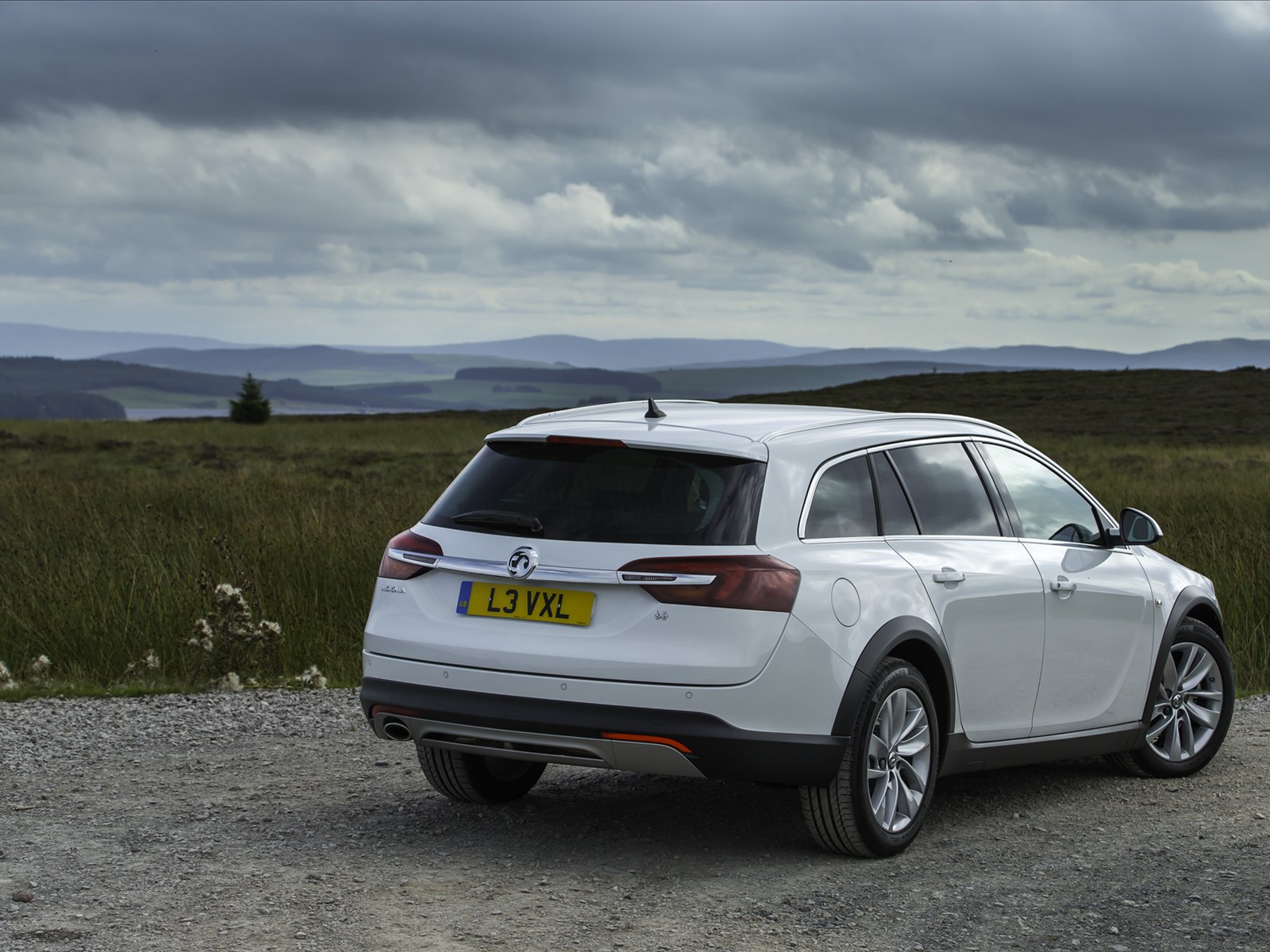 Vauxhall Insignia Country Tourer 2014