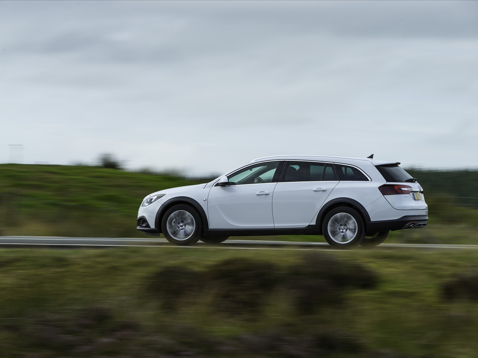 Vauxhall Insignia Country Tourer 2014
