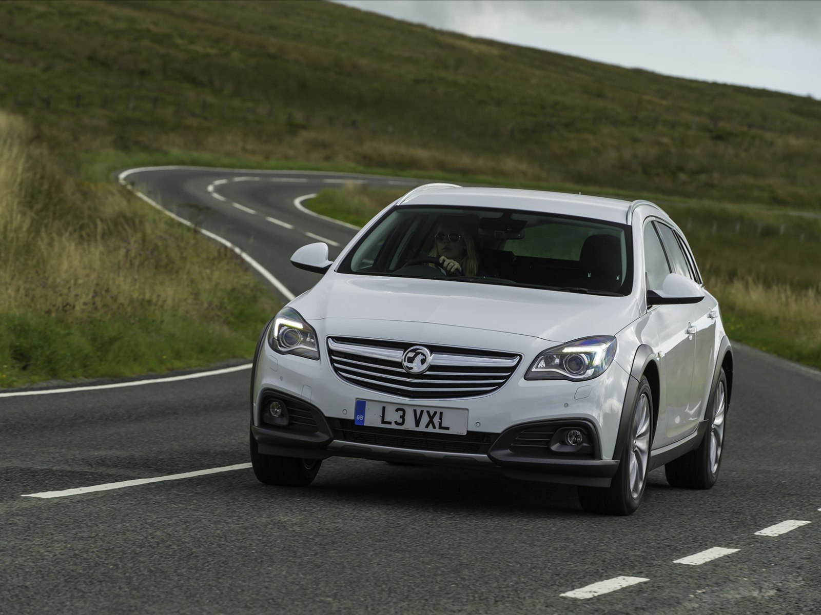 Vauxhall Insignia Country Tourer 2014