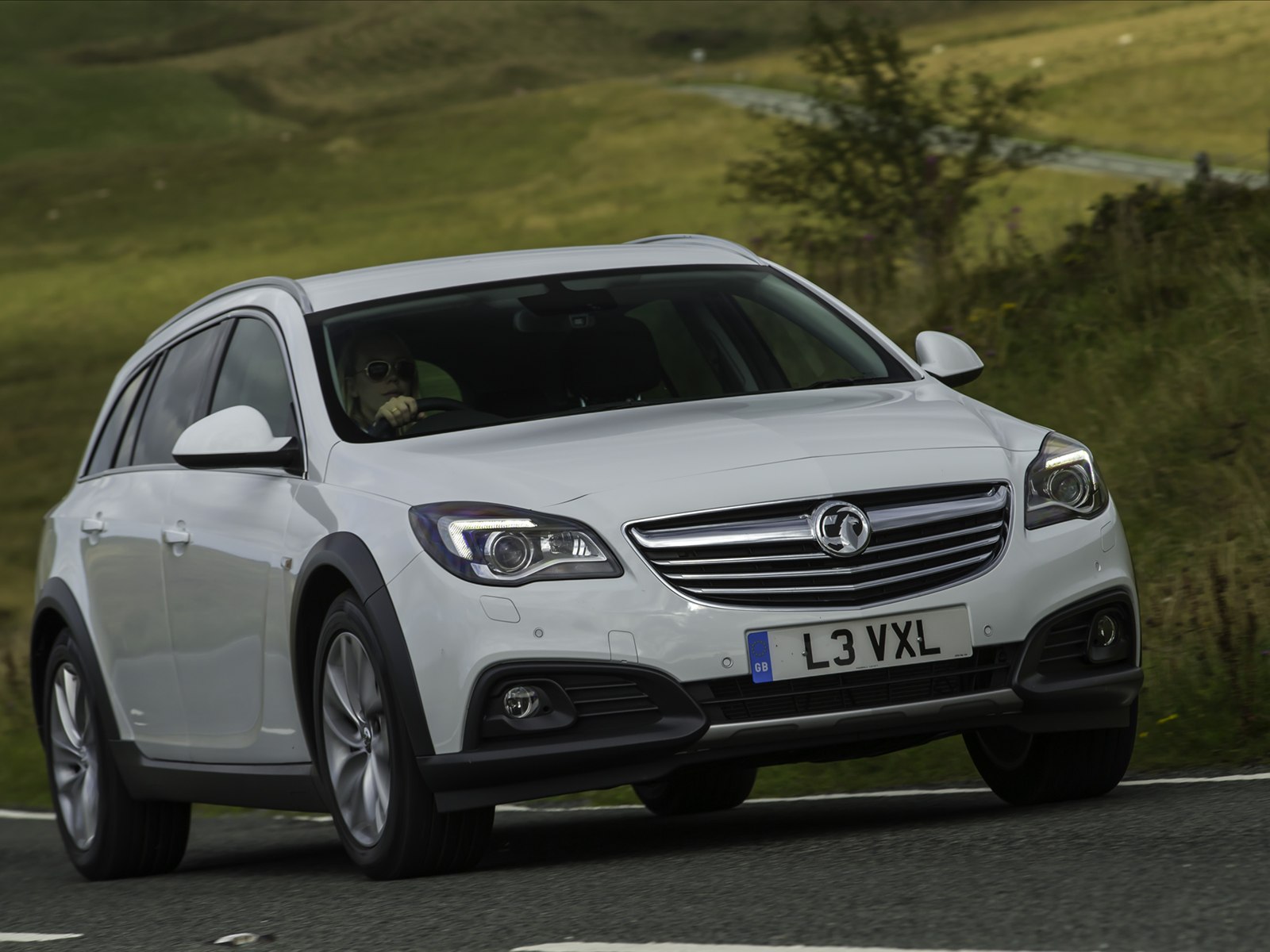 Vauxhall Insignia Country Tourer 2014