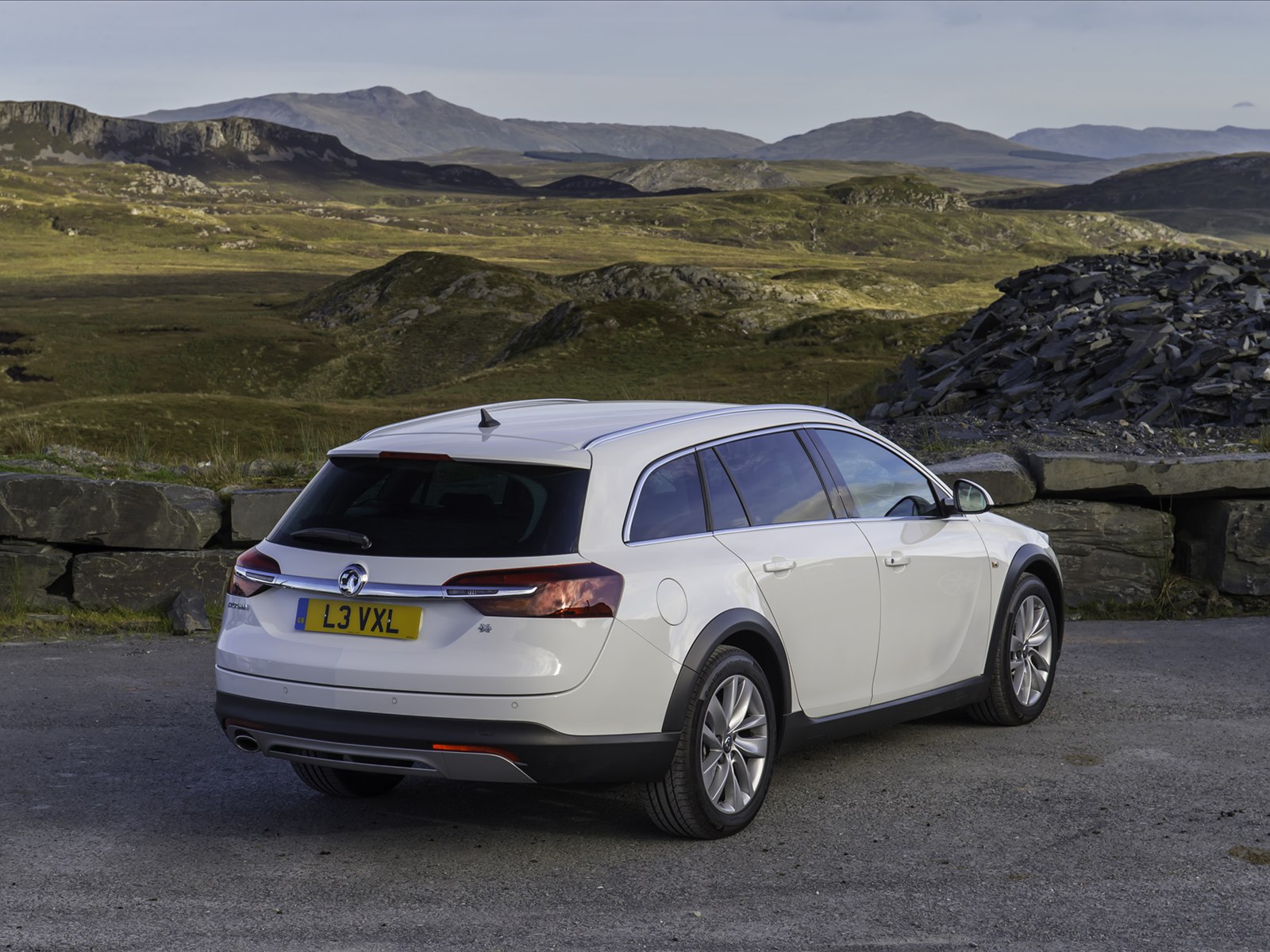 Vauxhall Insignia Country Tourer 2014