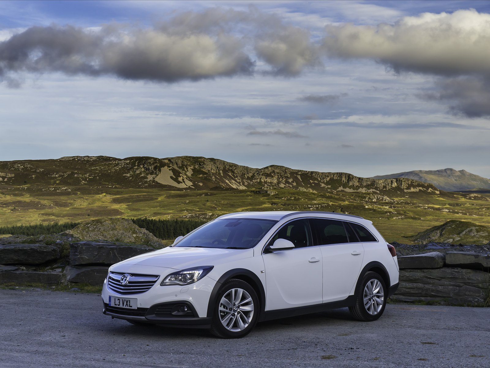 Vauxhall Insignia Country Tourer 2014