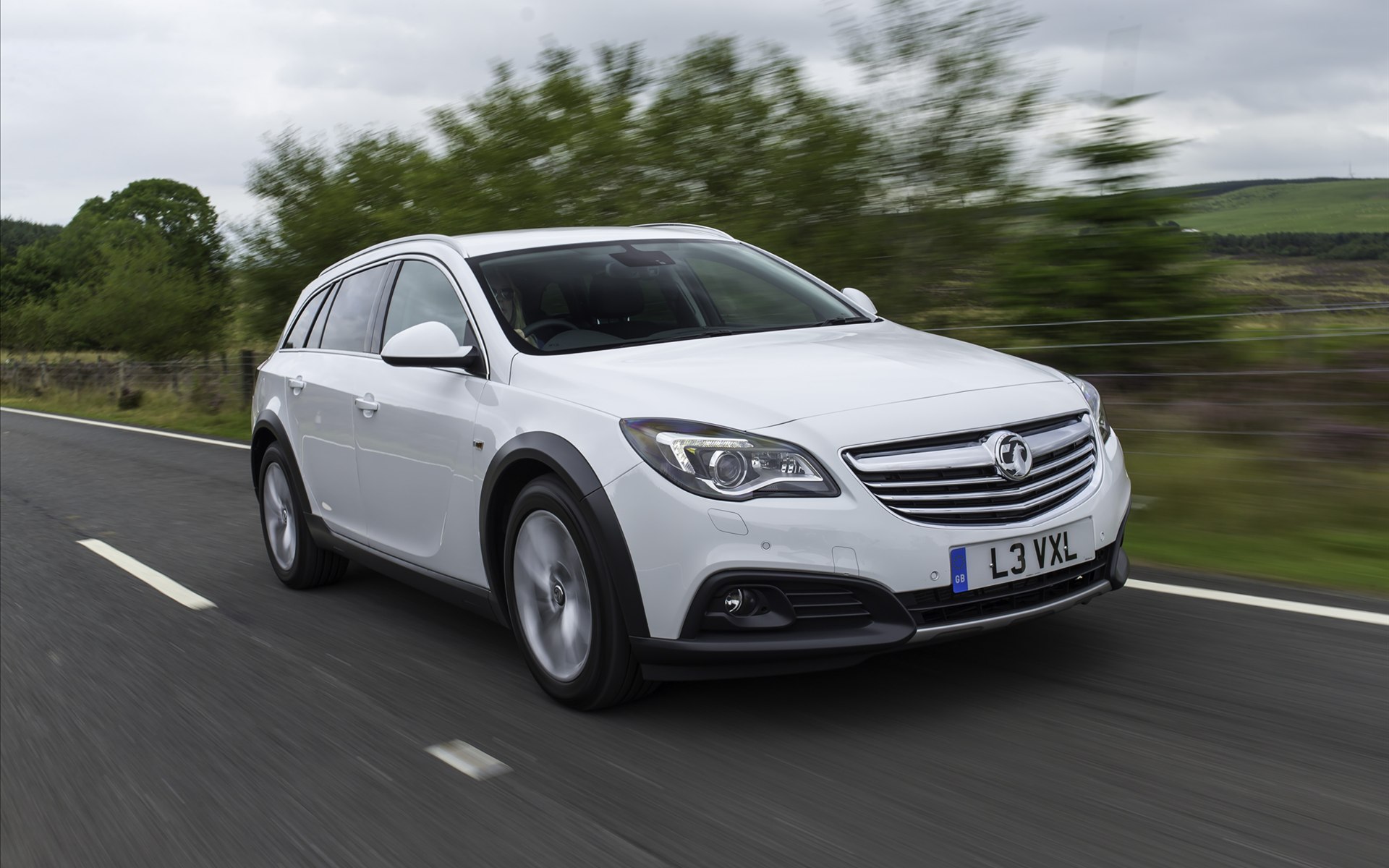 Vauxhall Insignia Country Tourer 2014