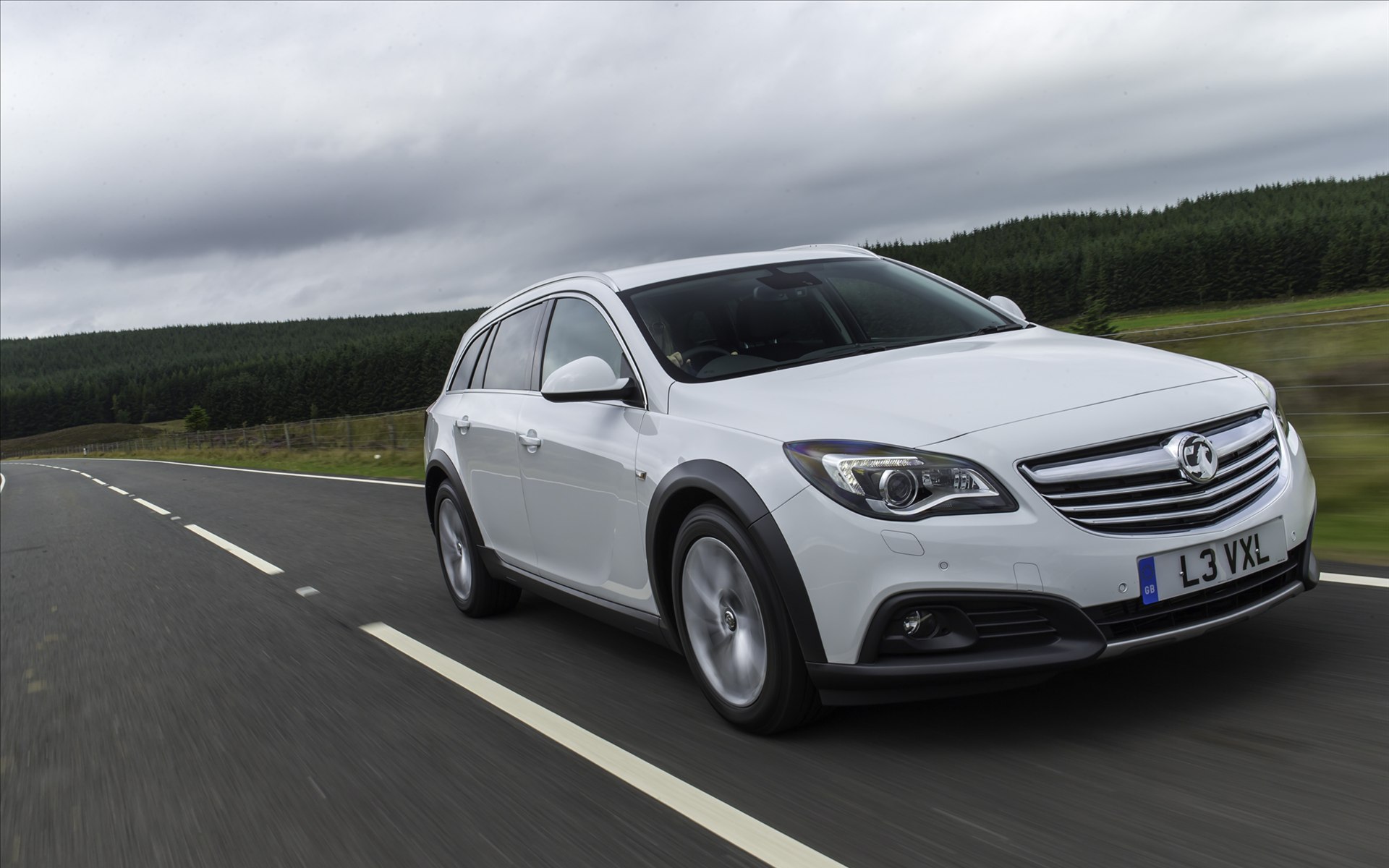 Vauxhall Insignia Country Tourer 2014