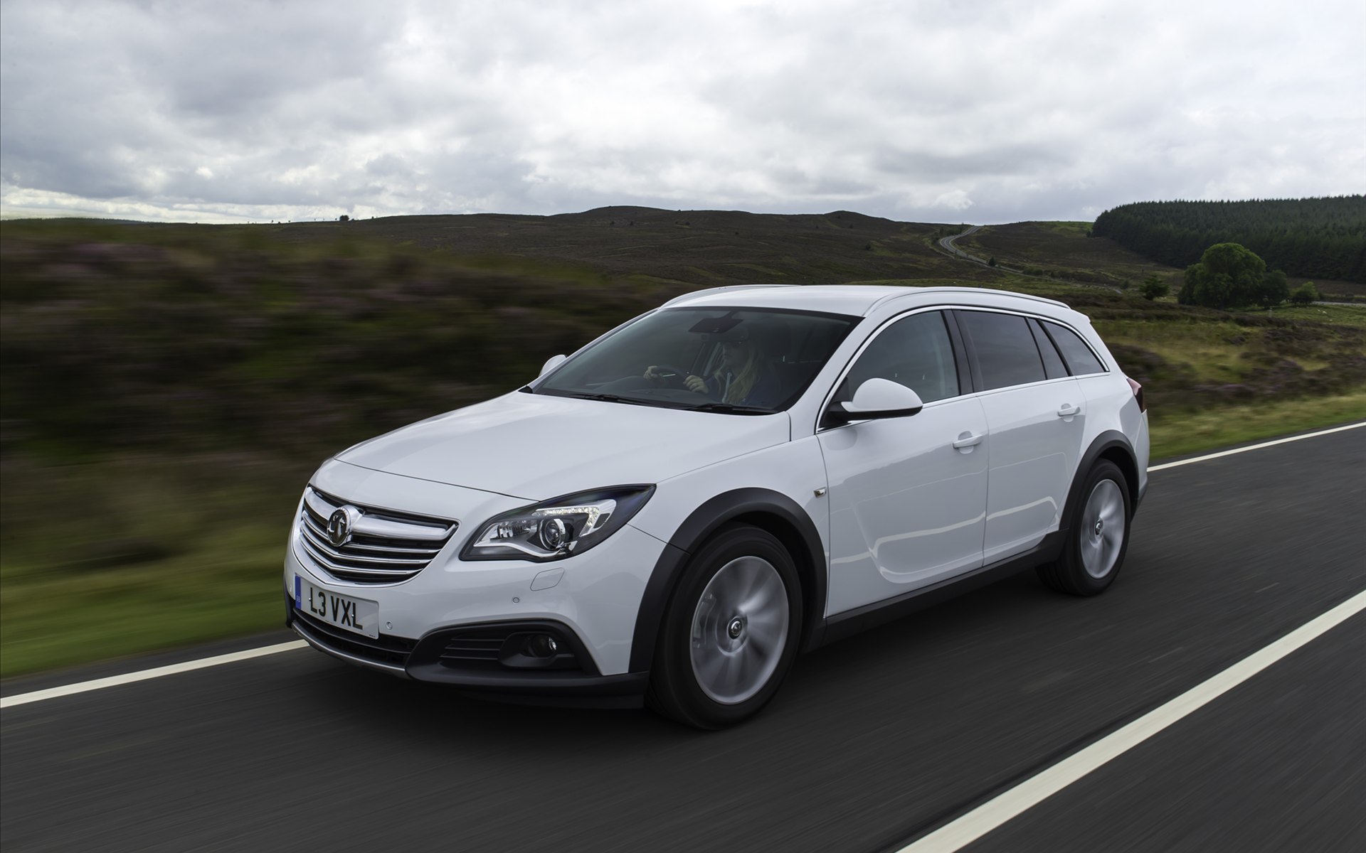 Vauxhall Insignia Country Tourer 2014