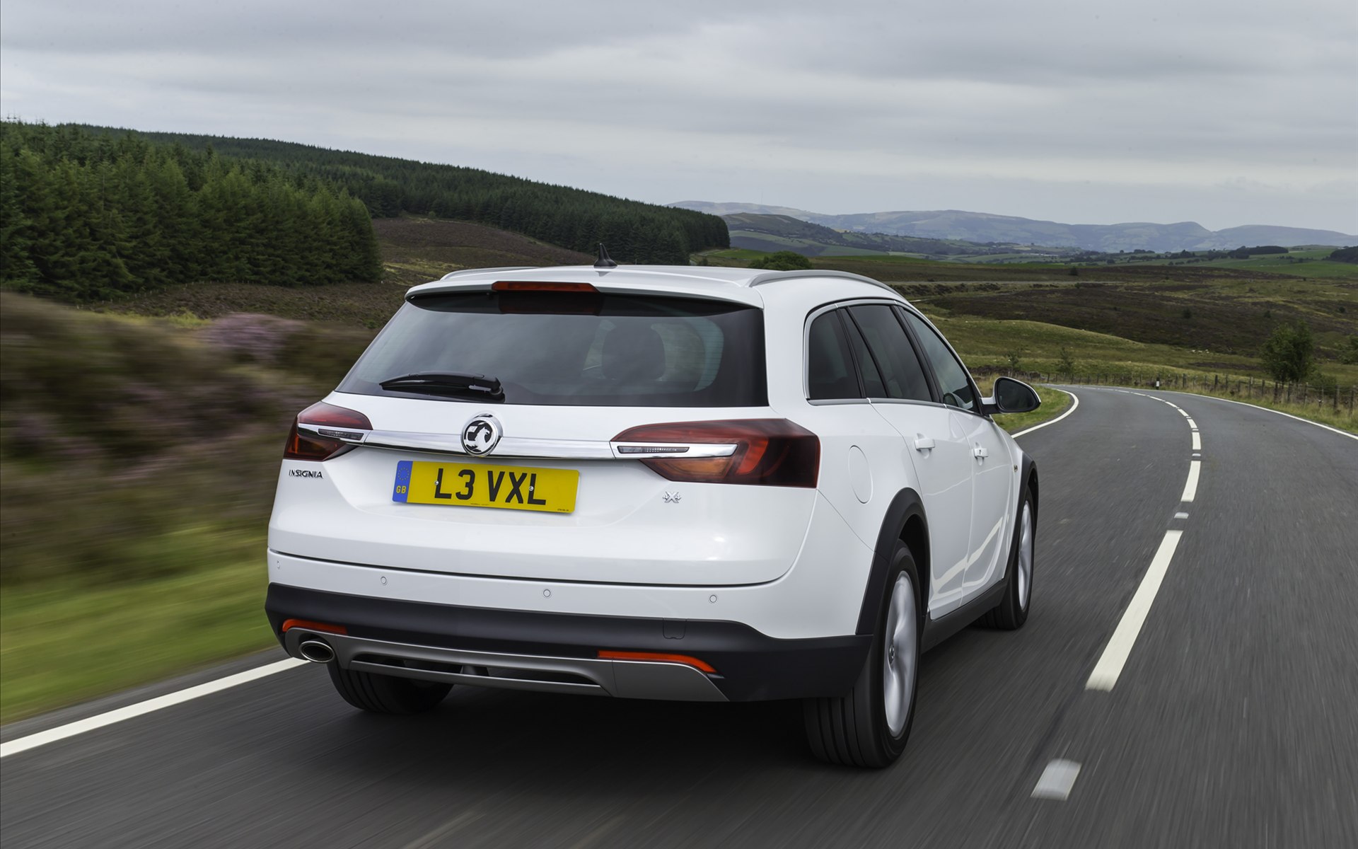 Vauxhall Insignia Country Tourer 2014