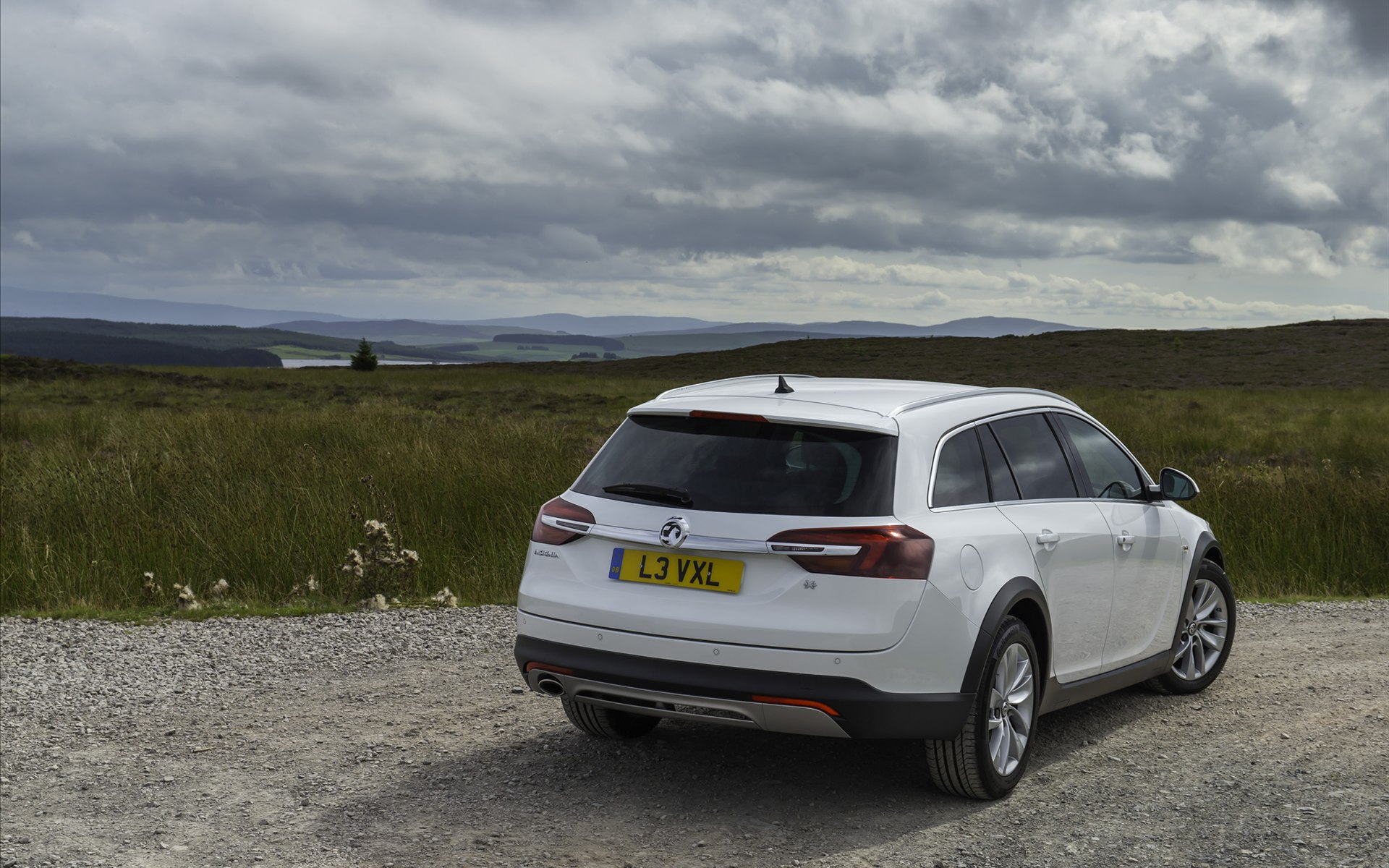 Vauxhall Insignia Country Tourer 2014