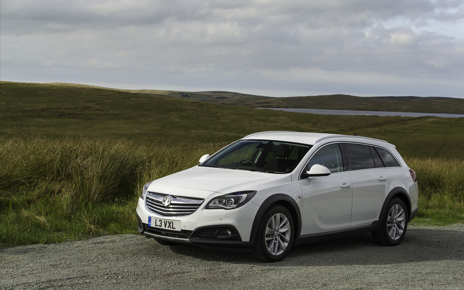 Vauxhall Insignia Country Tourer 2014