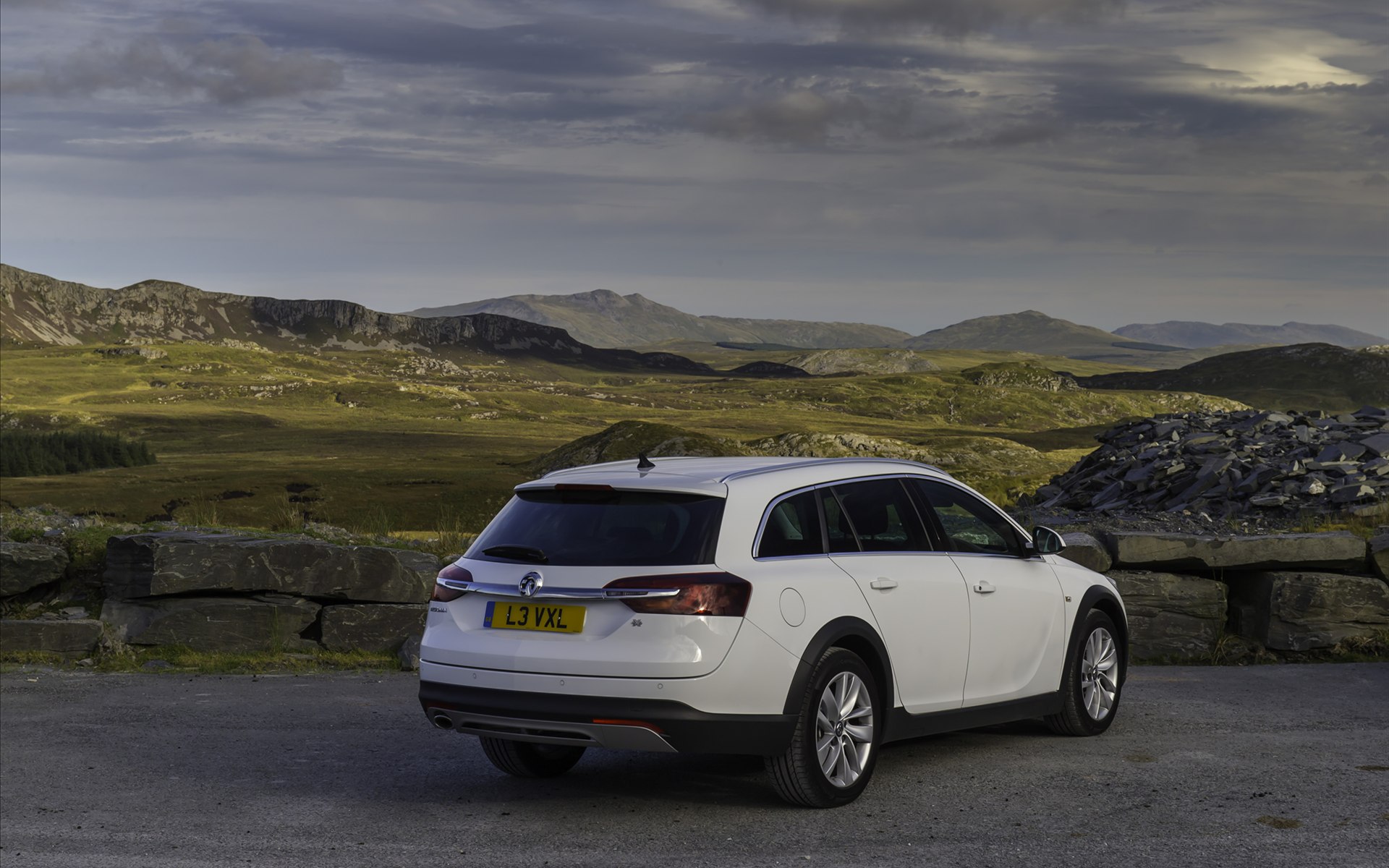Vauxhall Insignia Country Tourer 2014