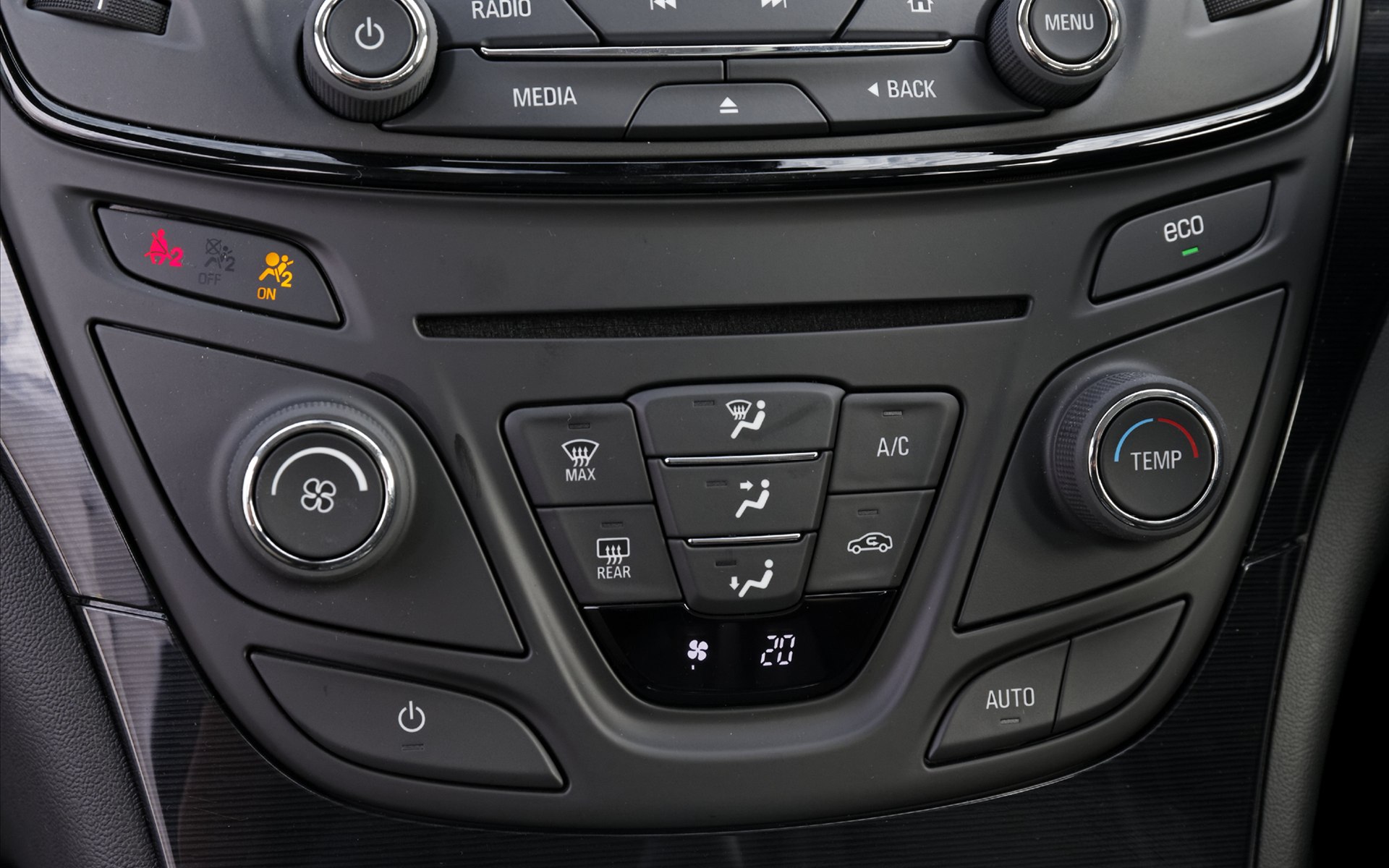 Vauxhall Insignia Country Tourer 2014