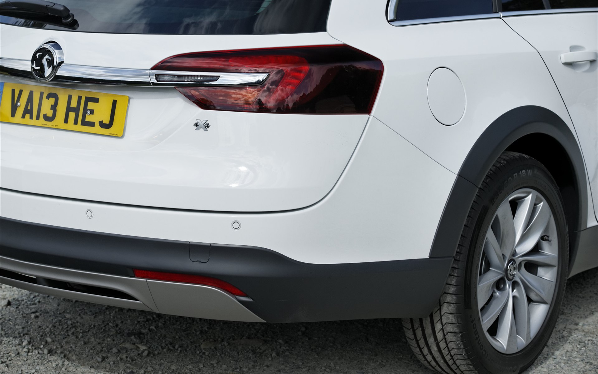 Vauxhall Insignia Country Tourer 2014
