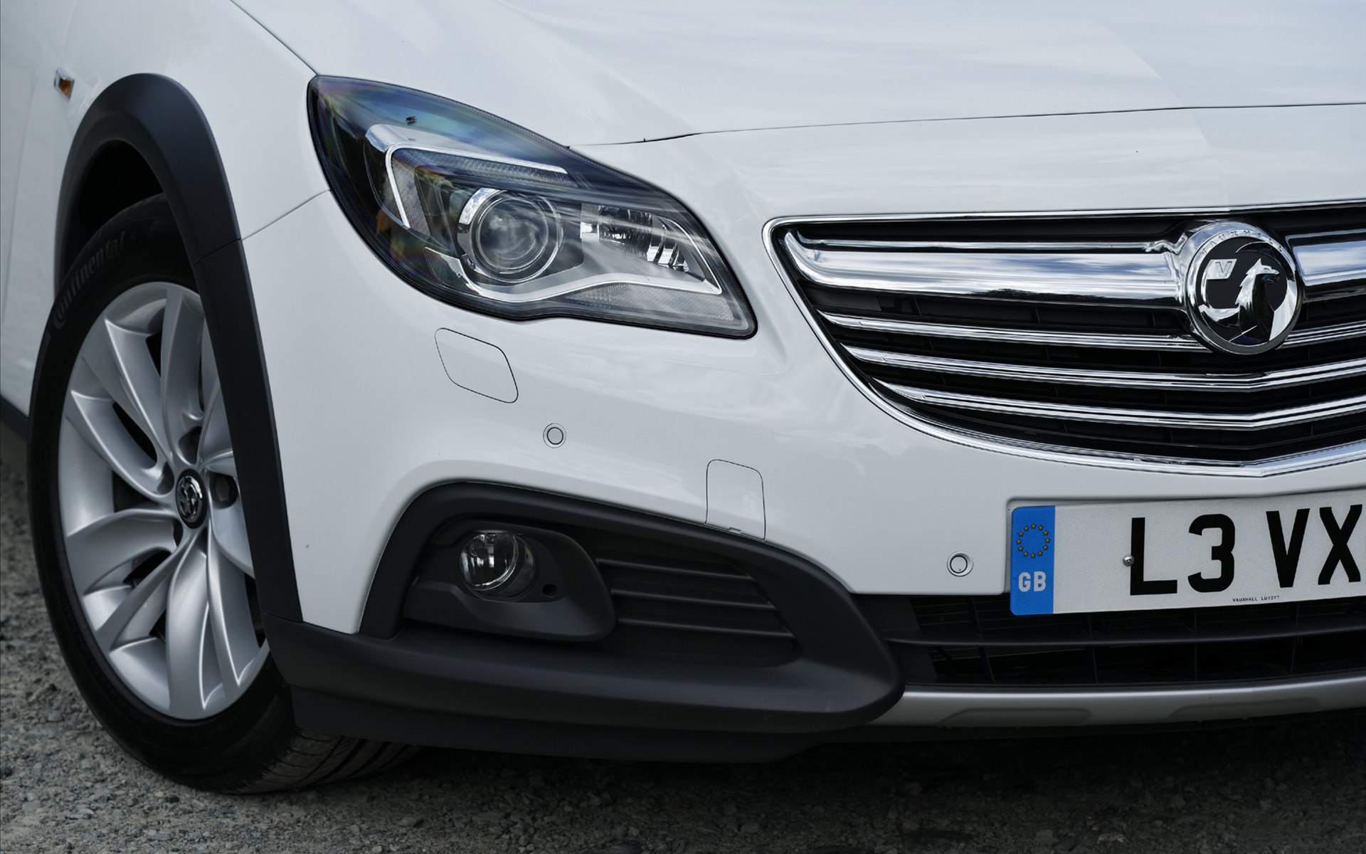 Vauxhall Insignia Country Tourer 2014