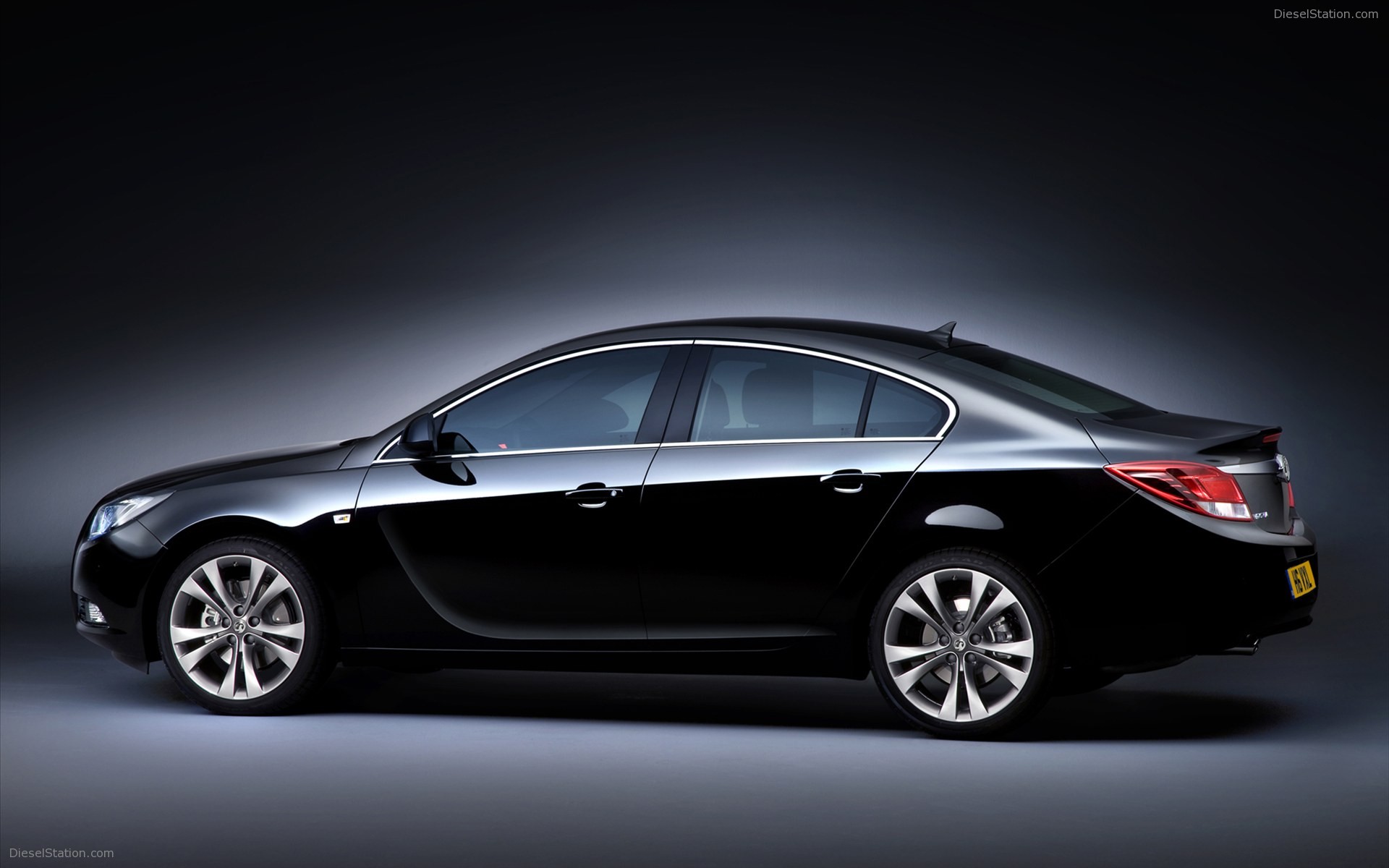 Vauxhall Insignia 2011