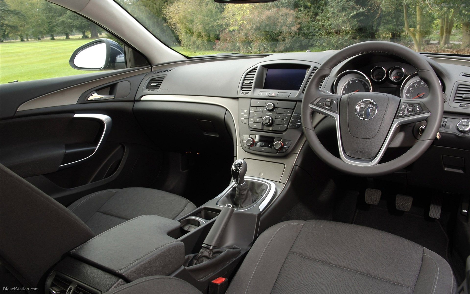 Vauxhall Insignia Sports Tourer 2011