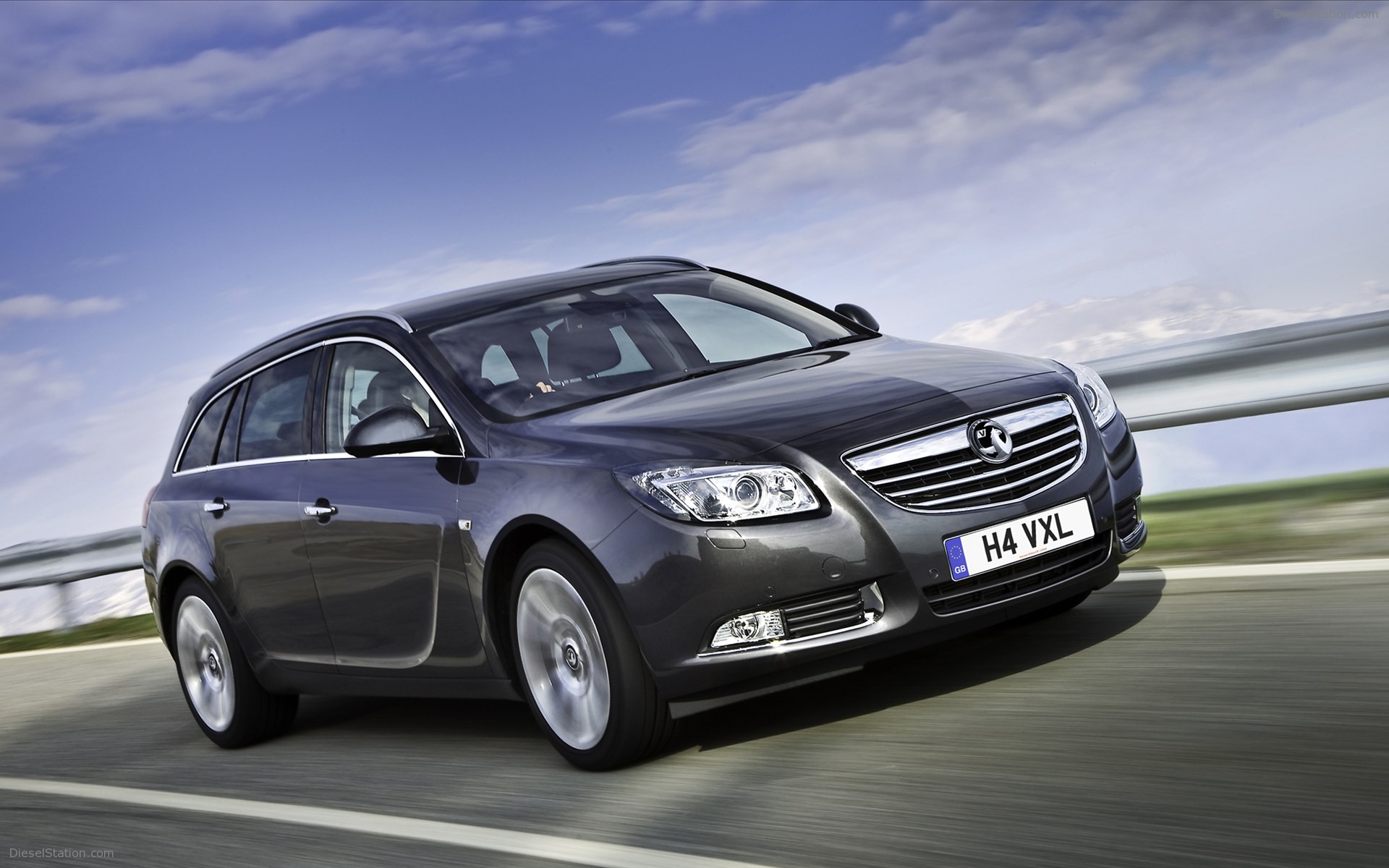 Vauxhall Insignia Sports Tourer 2011