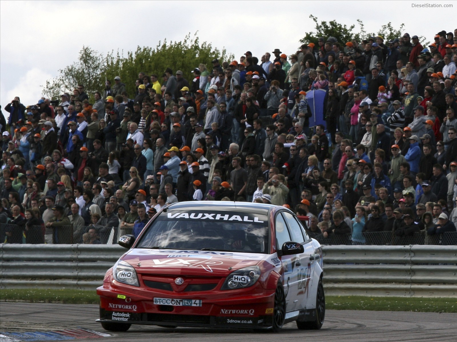 VX RACING UNVEILS NEW LOOK FOR 2009