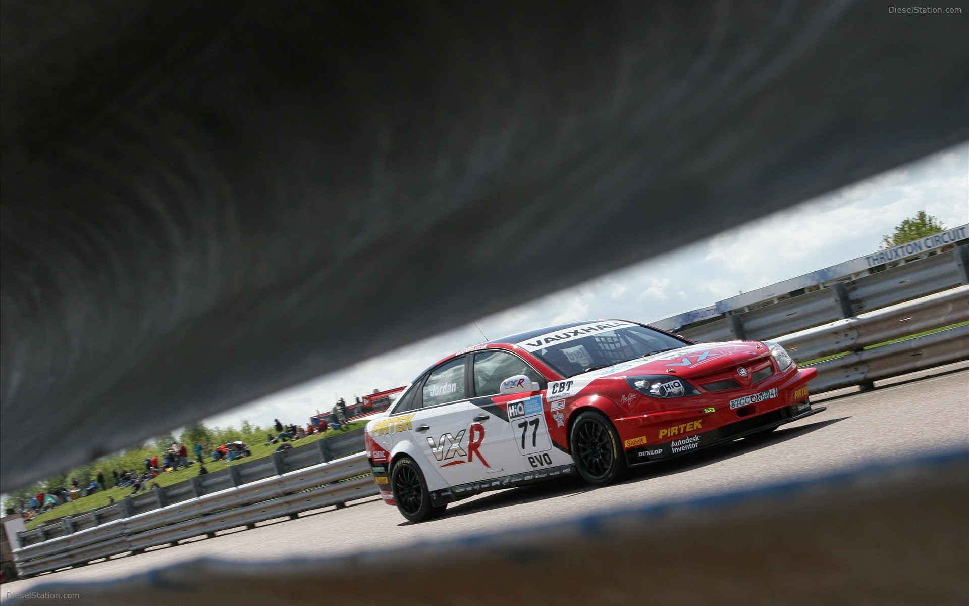 VX RACING UNVEILS NEW LOOK FOR 2009