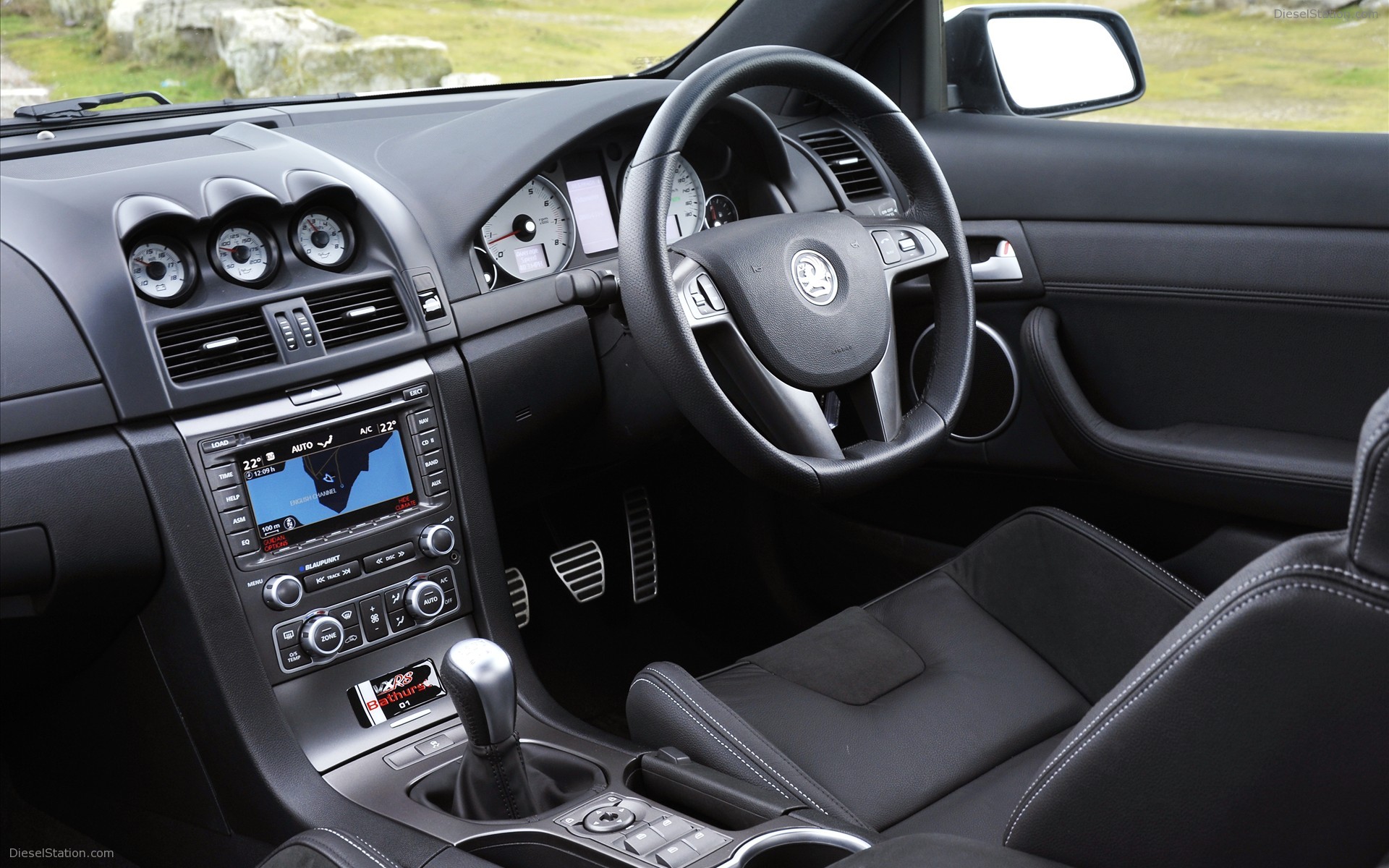 VAUXHALL VXR8 BATHURST EDITION