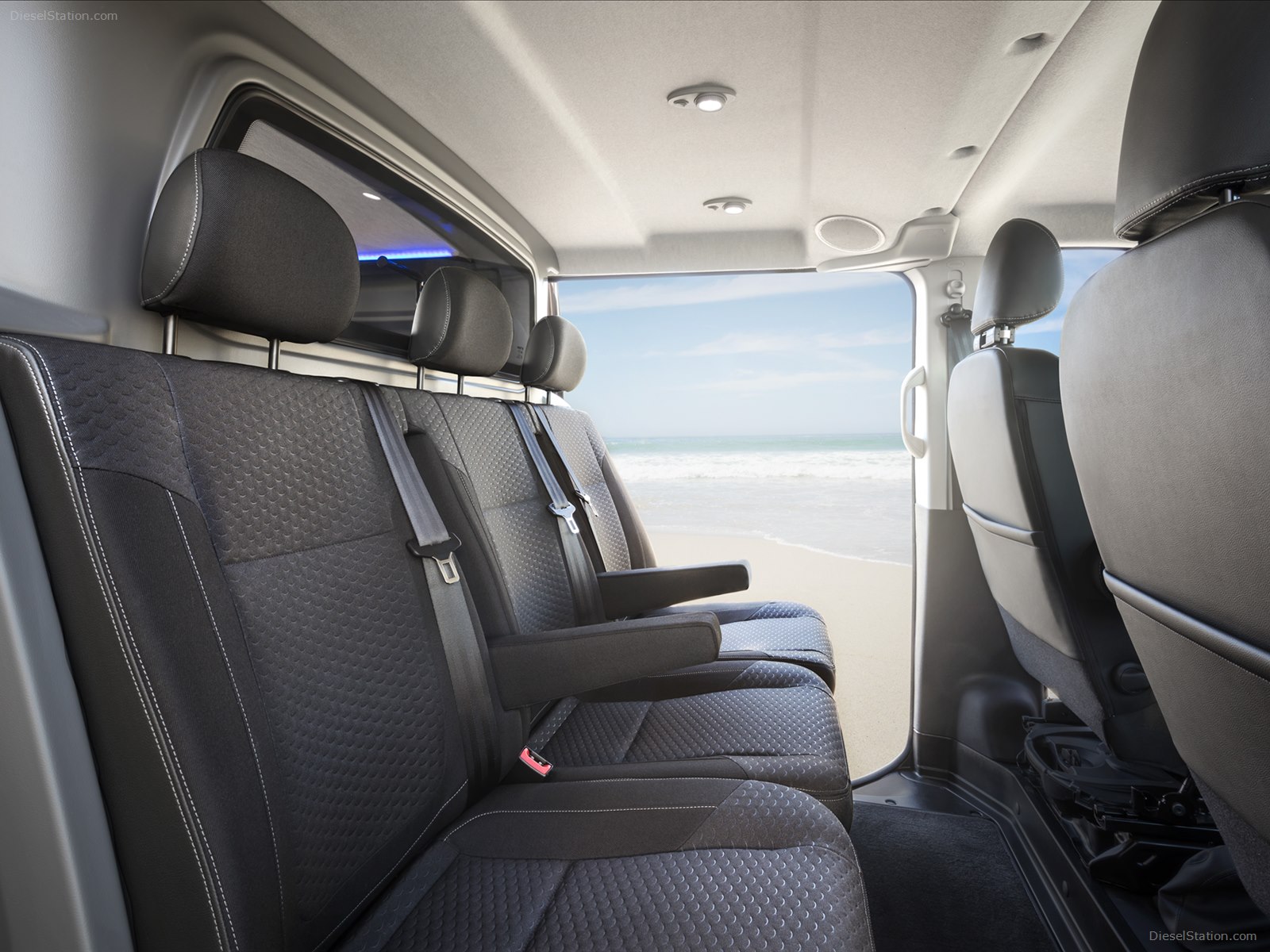 Vauxhall Vivaro Surf Concept 2016